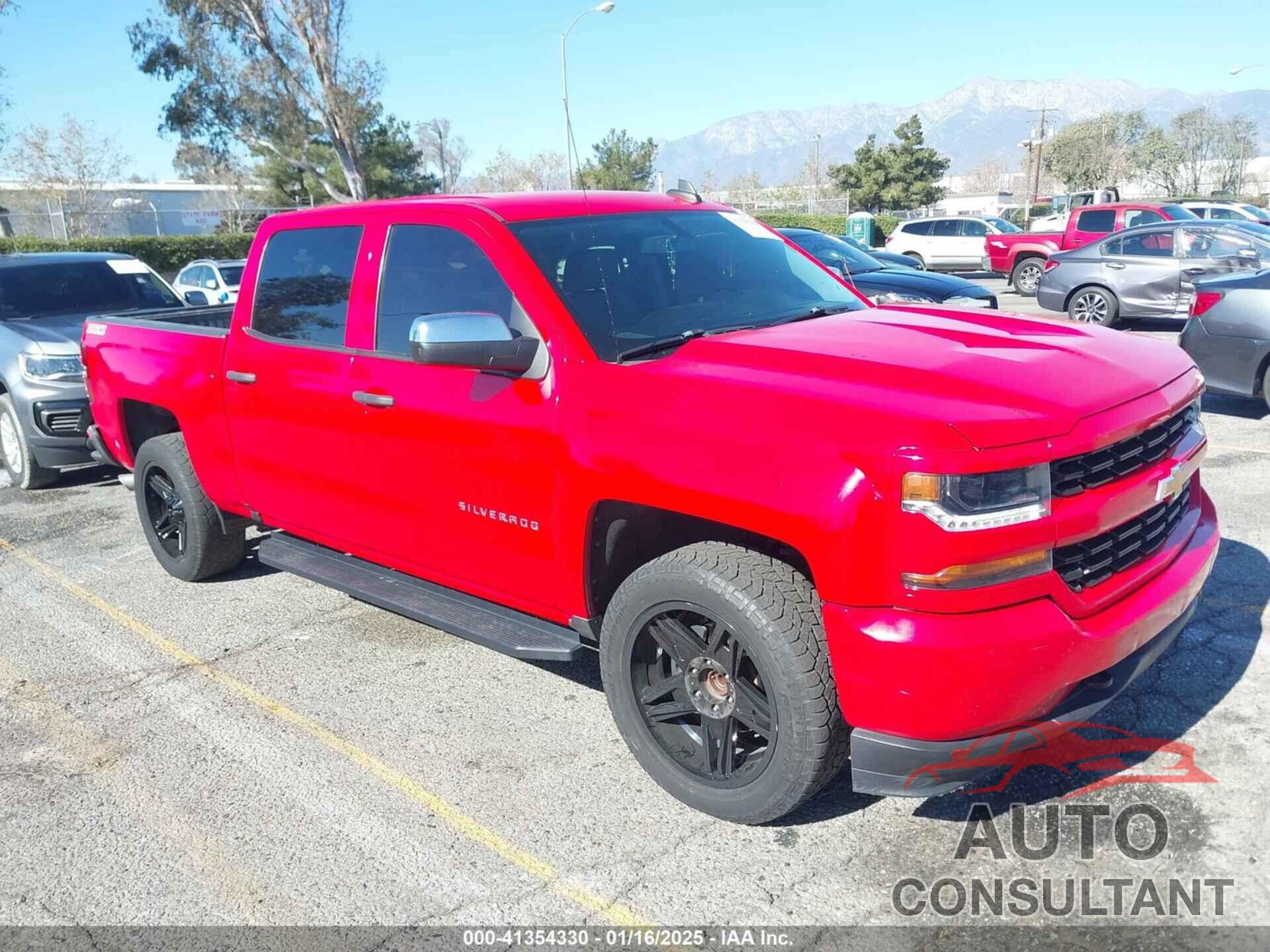 CHEVROLET SILVERADO 1500 2018 - 3GCPCPEC7JG503958