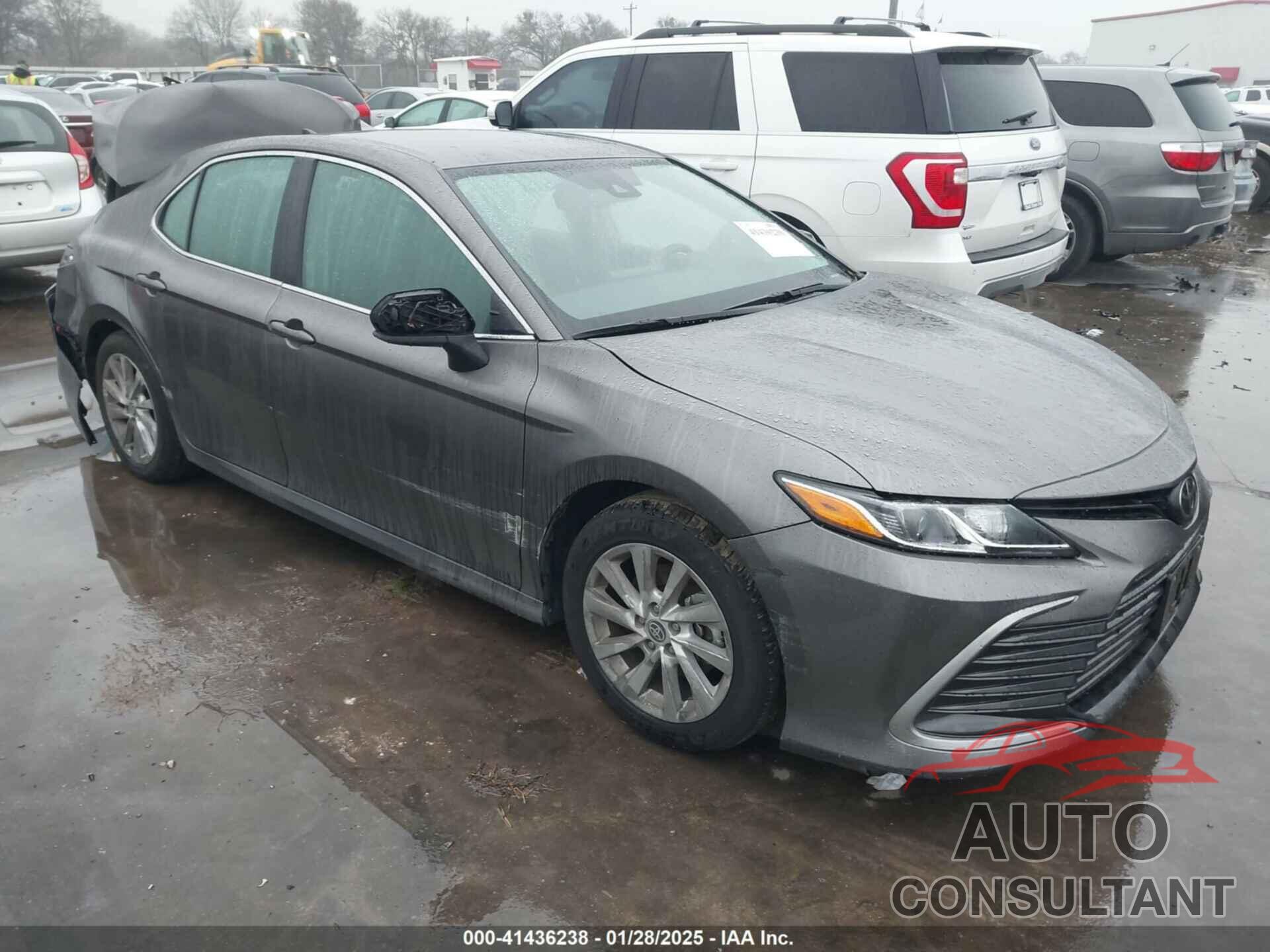 TOYOTA CAMRY 2024 - 4T1C11AK9RU260401