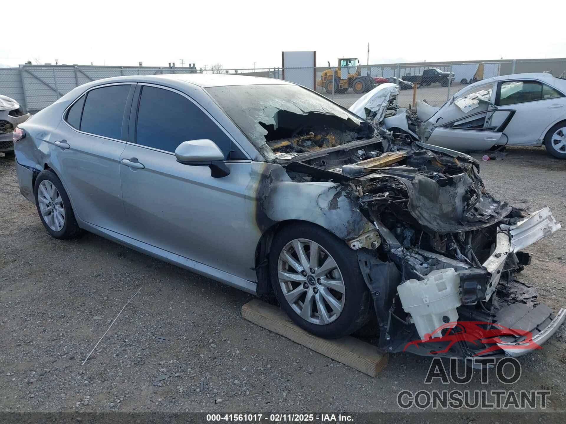 TOYOTA CAMRY 2019 - 4T1B11HK7KU758118