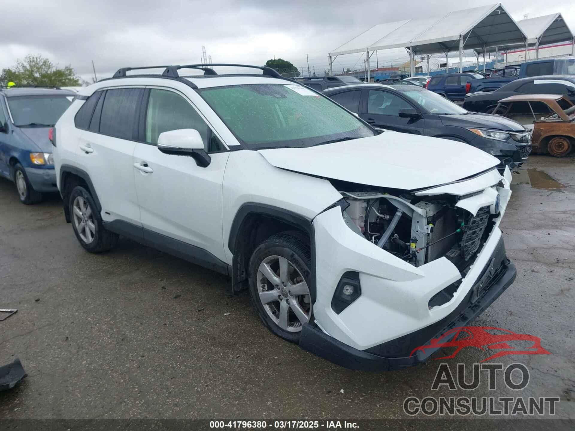TOYOTA RAV4 HYBRID 2024 - JTMB6RFV6RJ044977