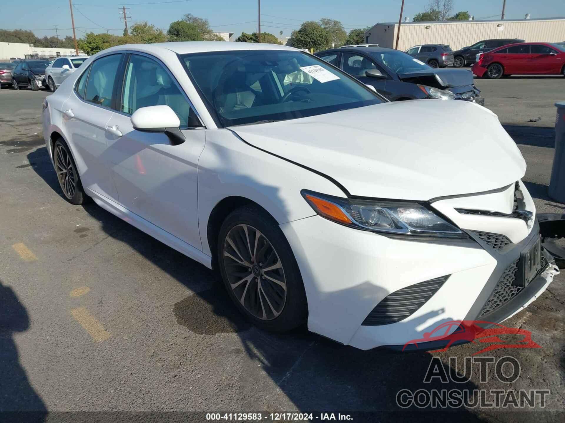 TOYOTA CAMRY 2019 - 4T1B11HK8KU180109