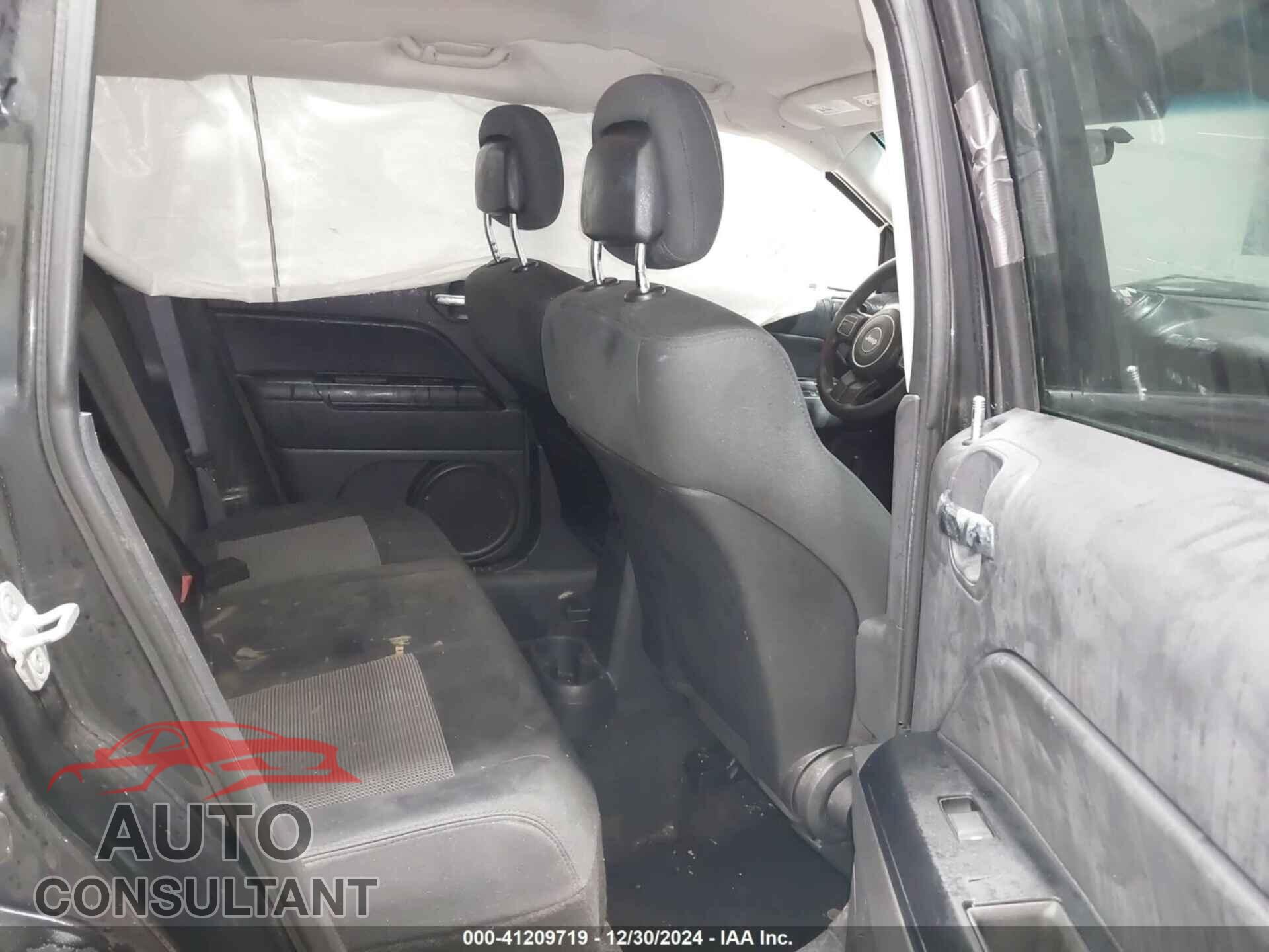 JEEP COMPASS 2012 - 1C4NJDBB7CD676869