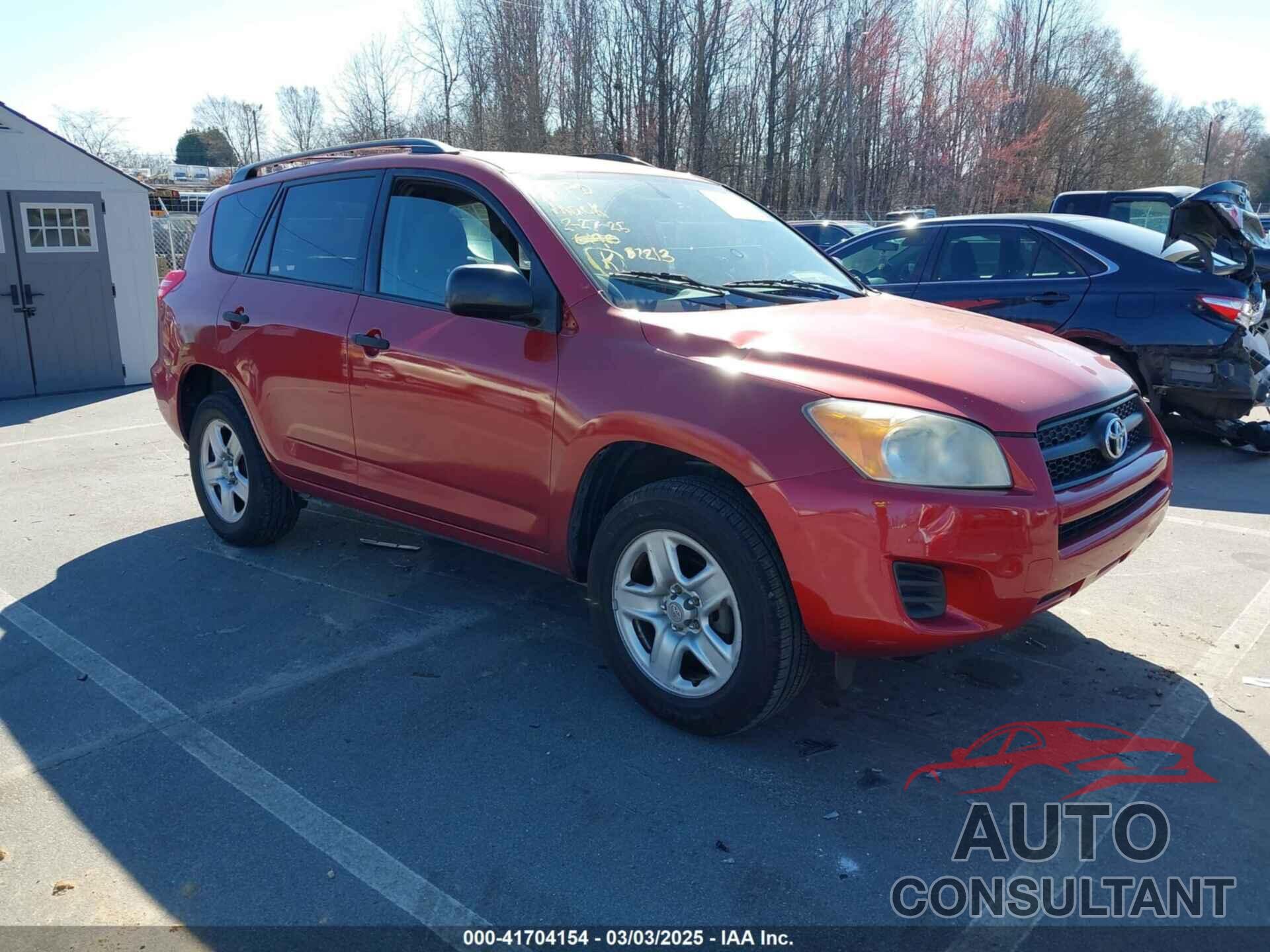 TOYOTA RAV4 2010 - JTMBF4DV4AD037213