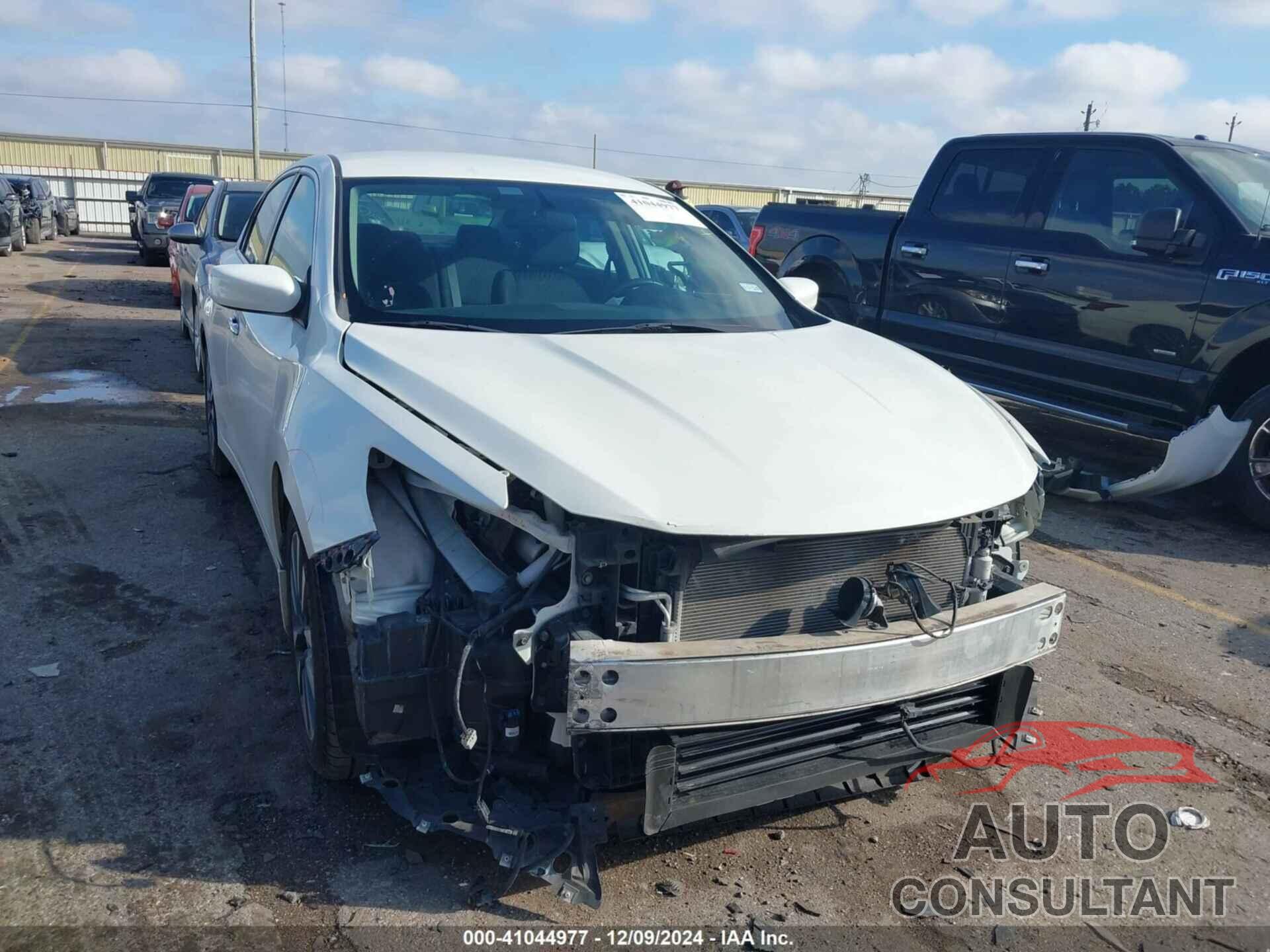 NISSAN ALTIMA 2016 - 1N4AL3AP5GC274849