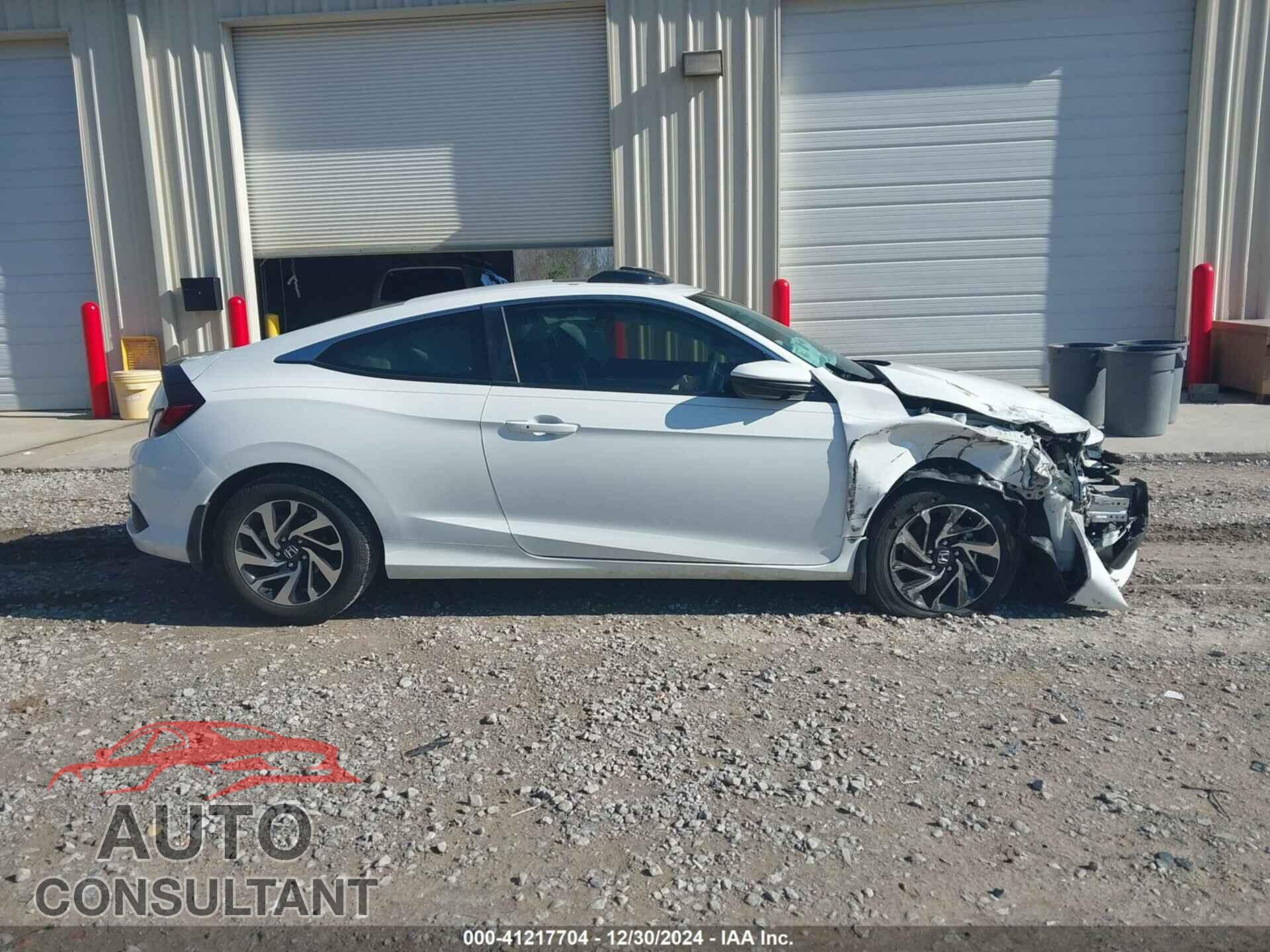 HONDA CIVIC 2017 - 2HGFC4B05HH301281