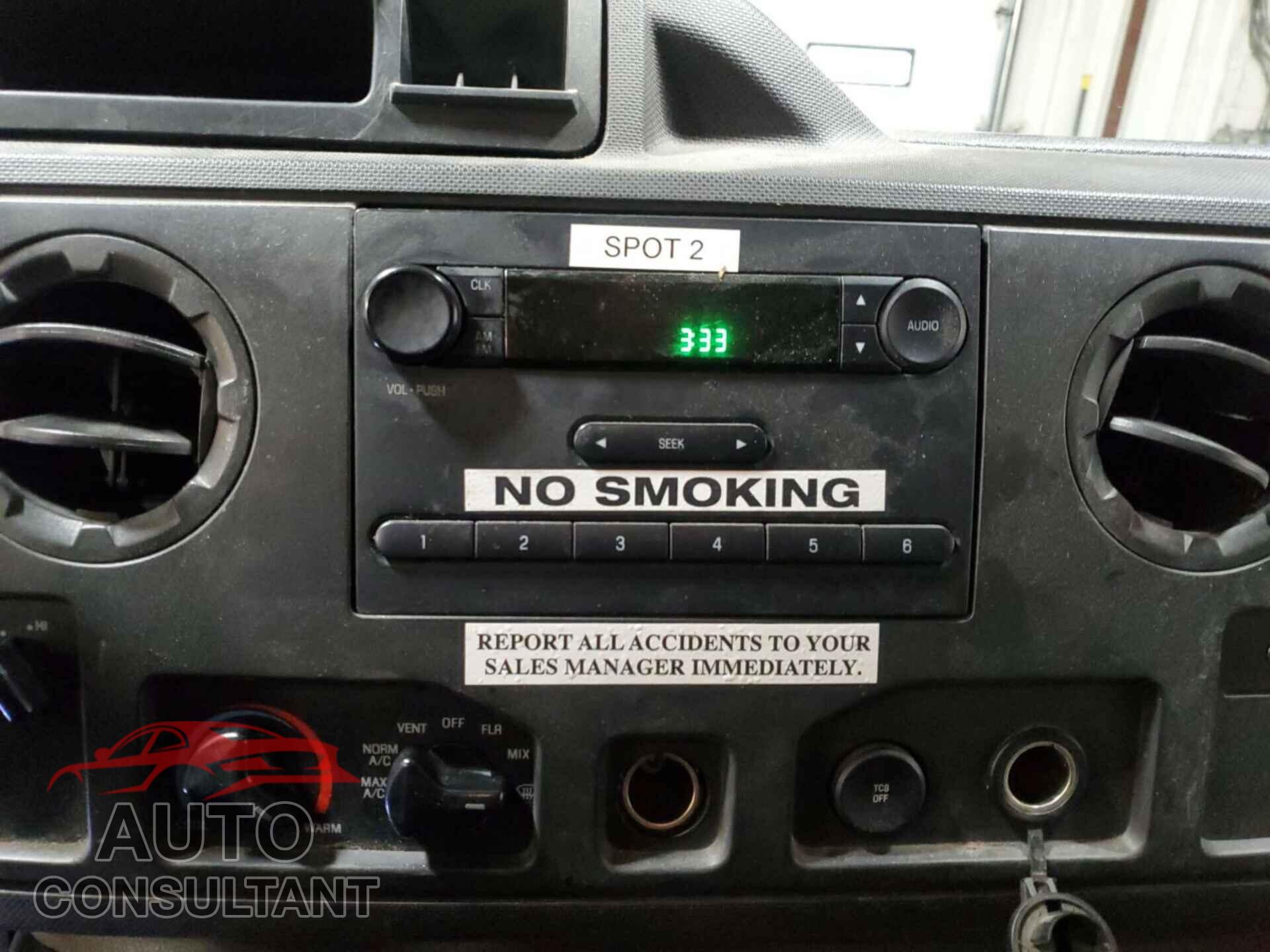 FORD ECONOLINE 2019 - 1FDXE4FS7KDC57731