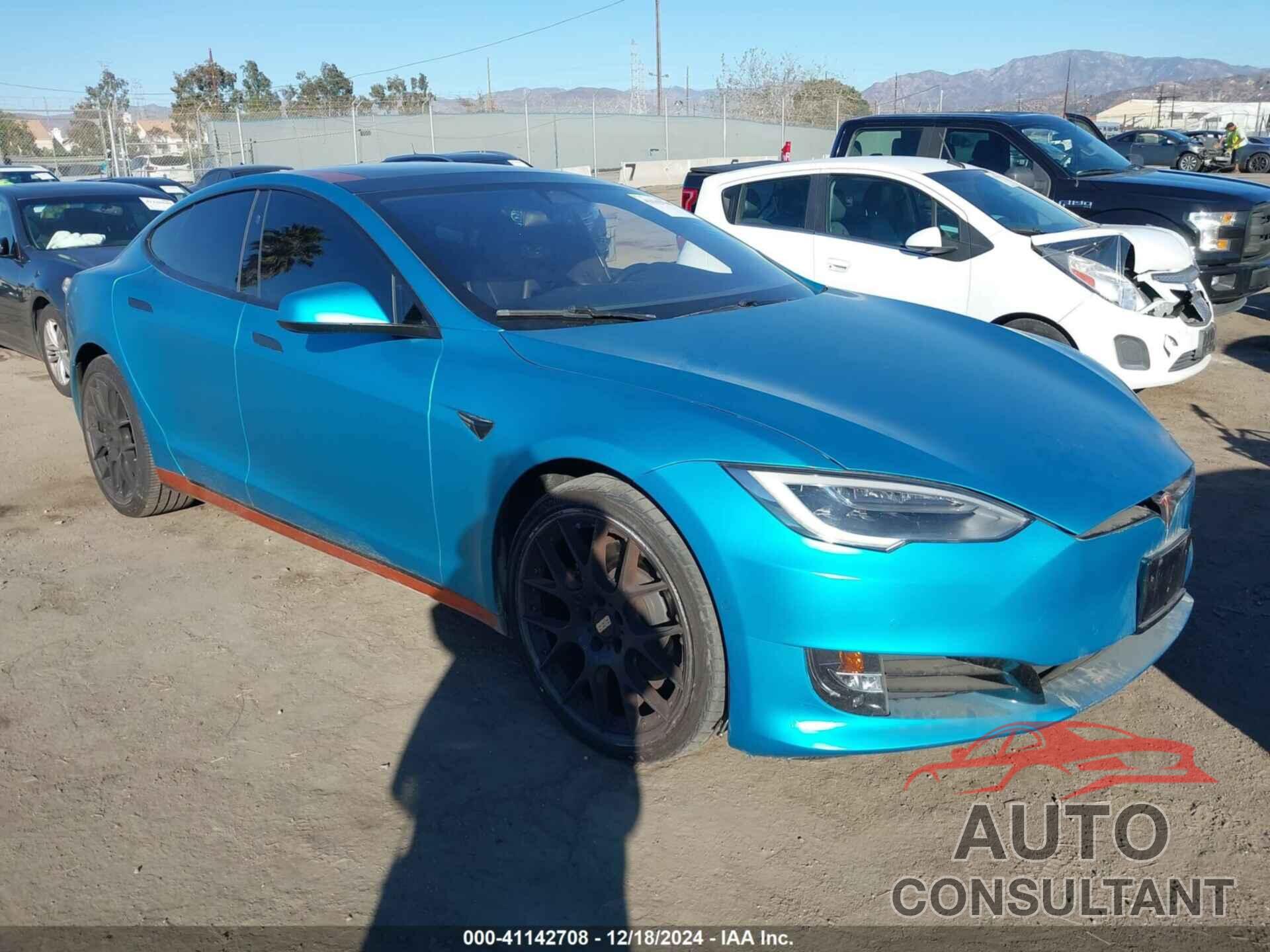 TESLA MODEL S 2017 - 5YJSA1E44HF233321