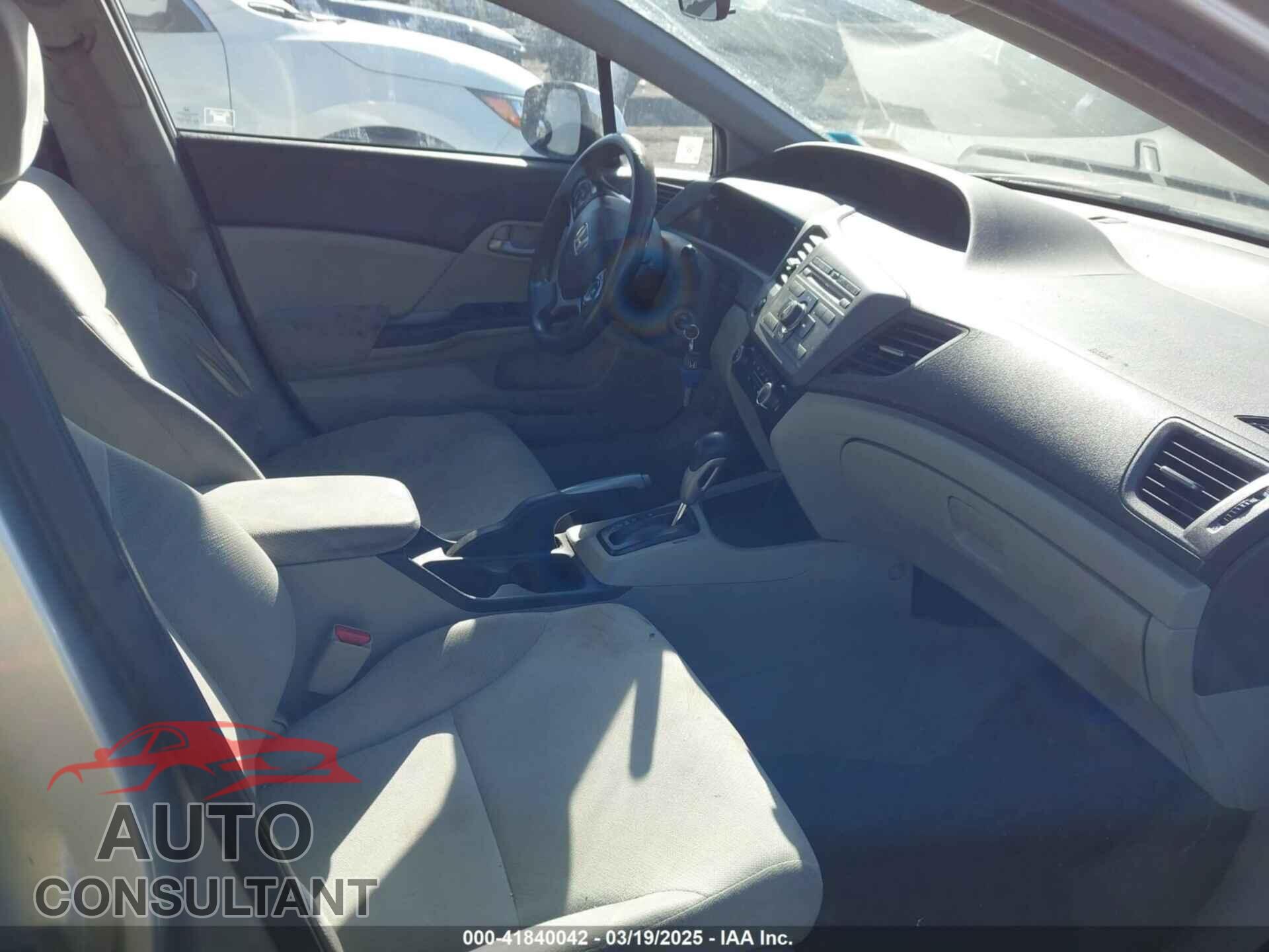 HONDA CIVIC 2012 - 2HGFB2F57CH324695