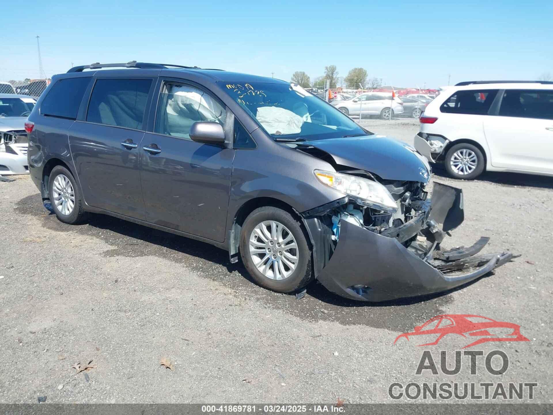 TOYOTA SIENNA 2015 - 5TDYK3DC4FS634937