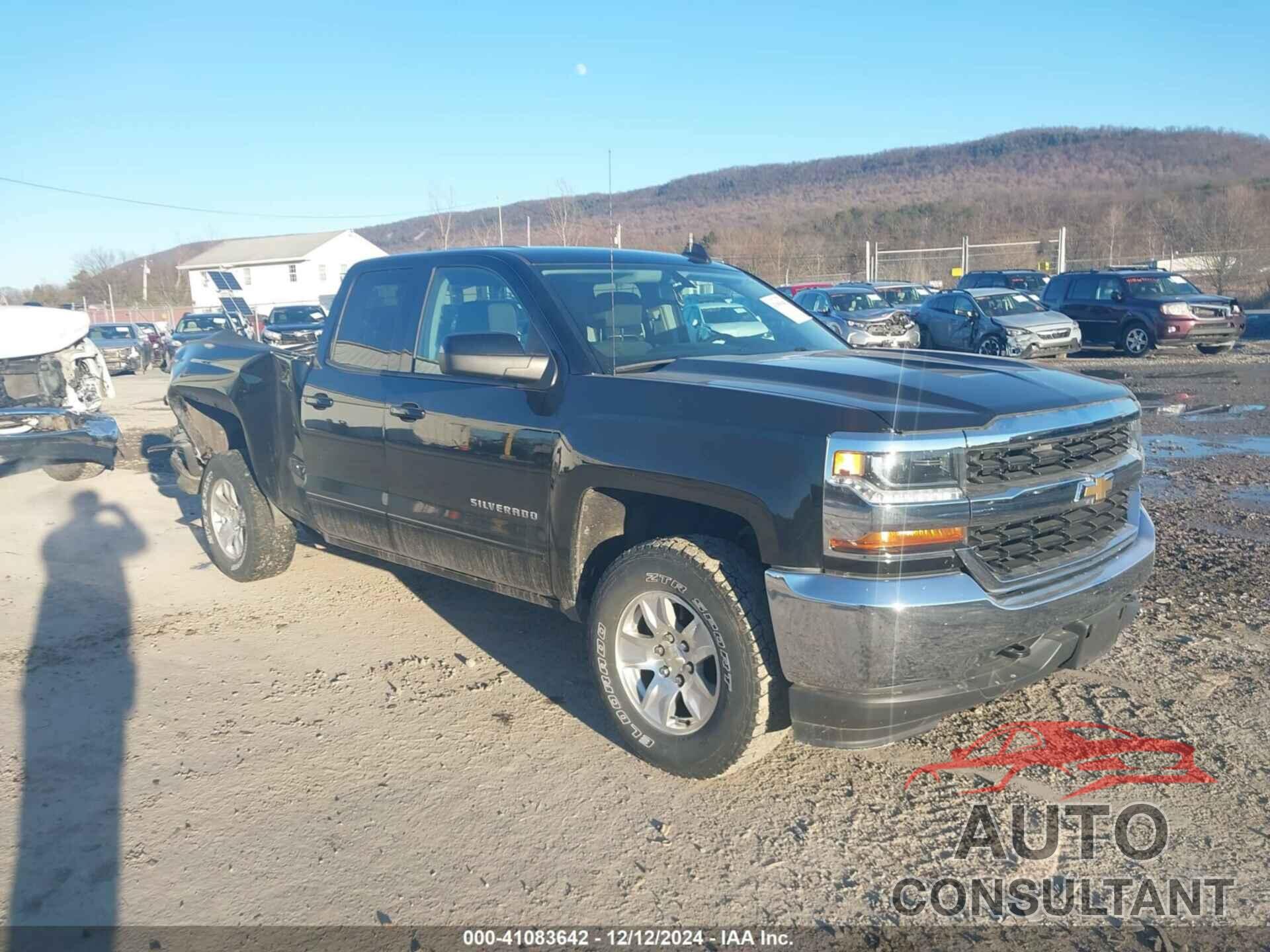 CHEVROLET SILVERADO 1500 2018 - 1GCVKREC0JZ169472