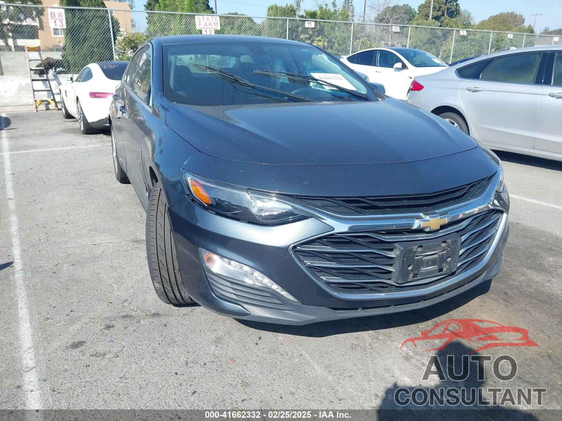 CHEVROLET MALIBU 2020 - 1G1ZD5ST4LF058042