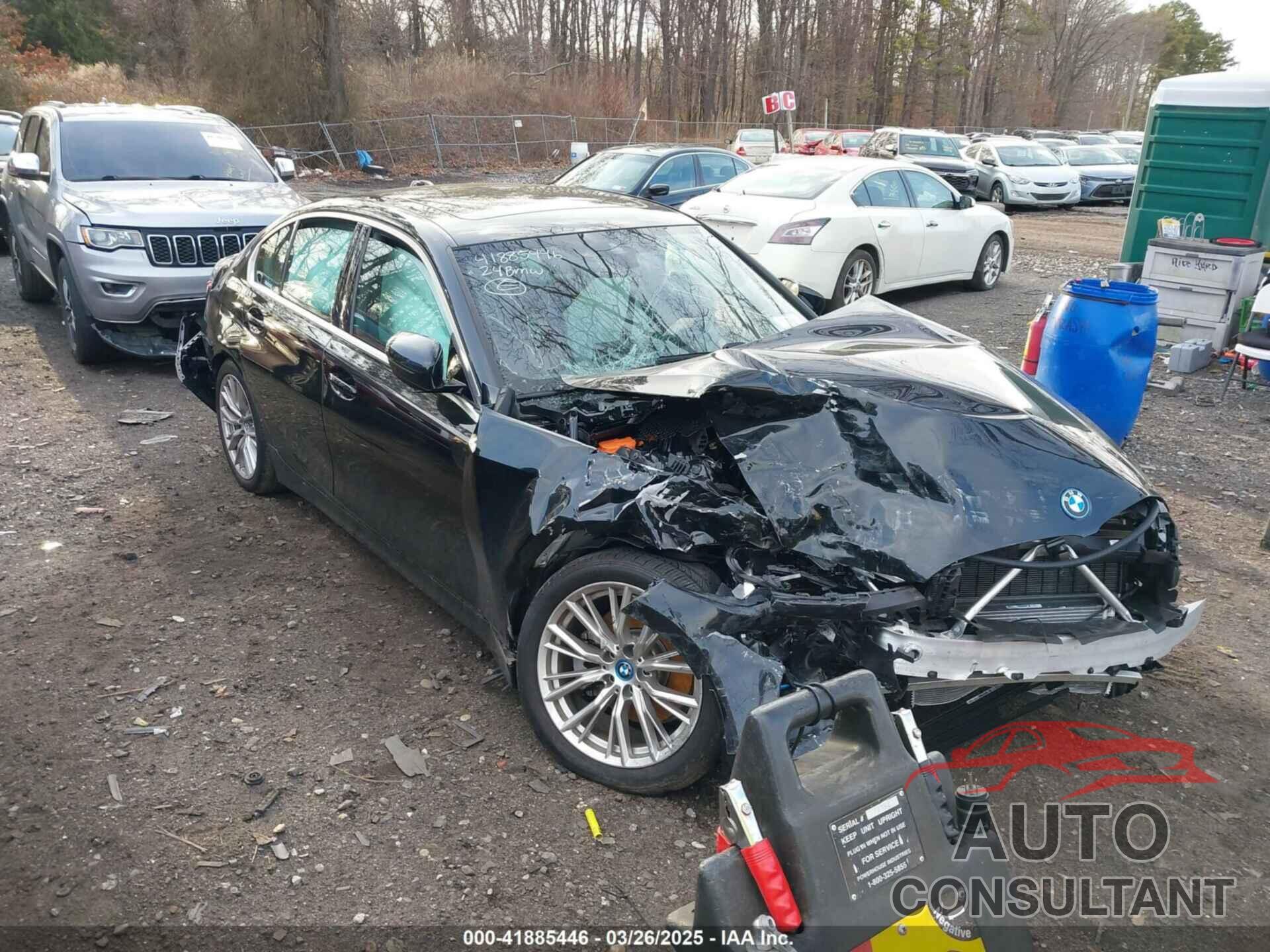 BMW 3 SERIES 2024 - 3MW39FS02R8E35024