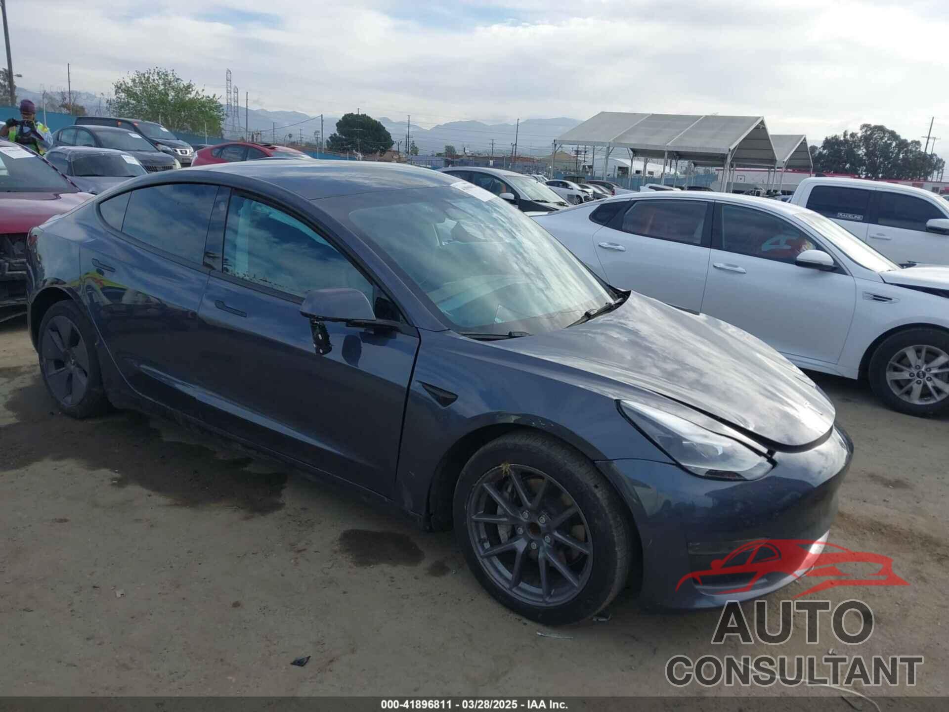 TESLA MODEL 3 2023 - 5YJ3E1EA7PF671943