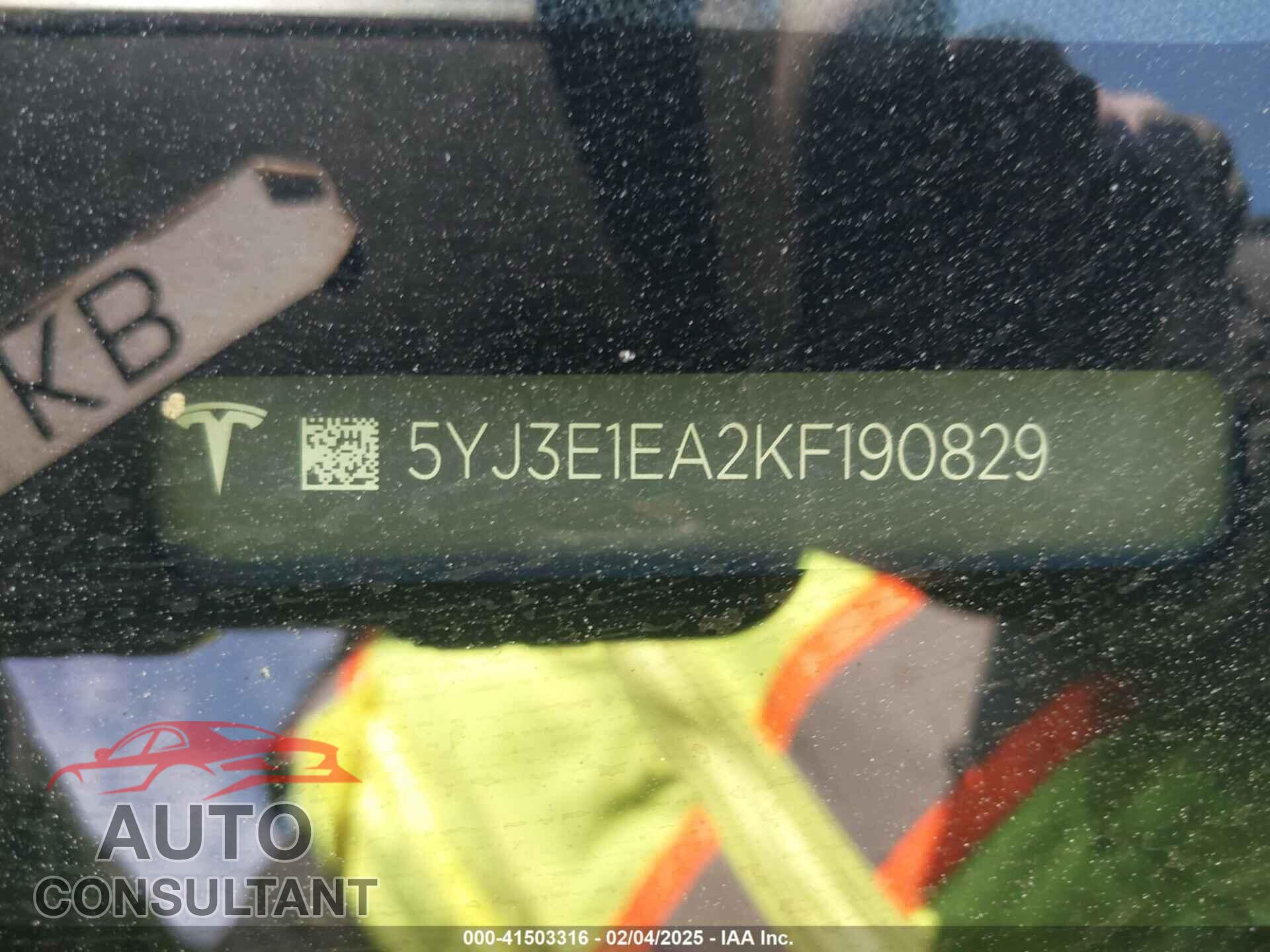 TESLA MODEL 3 2019 - 5YJ3E1EA2KF190829