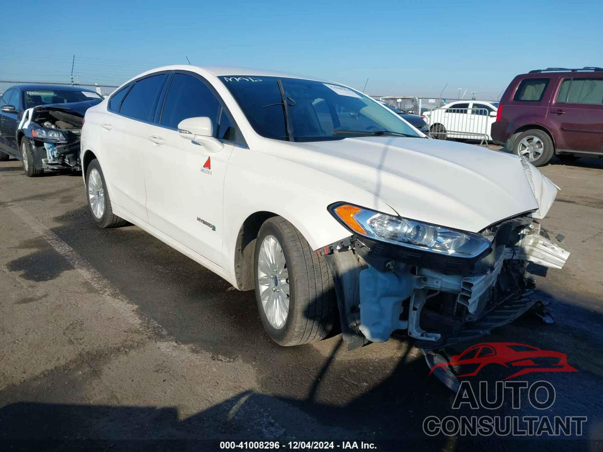 FORD FUSION HYBRID 2015 - 3FA6P0LU2FR195005