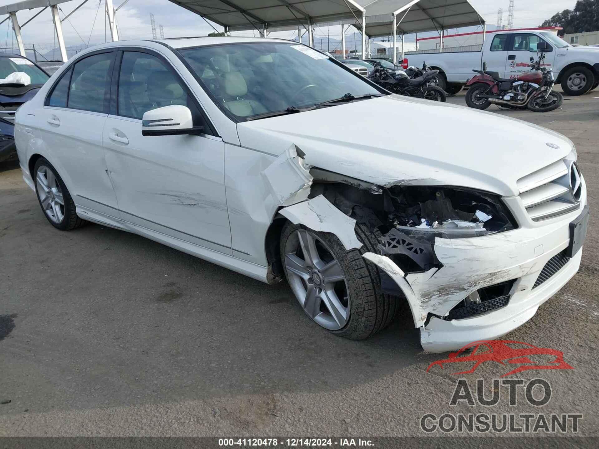 MERCEDES-BENZ C 300 2011 - WDDGF5EB1BR177374