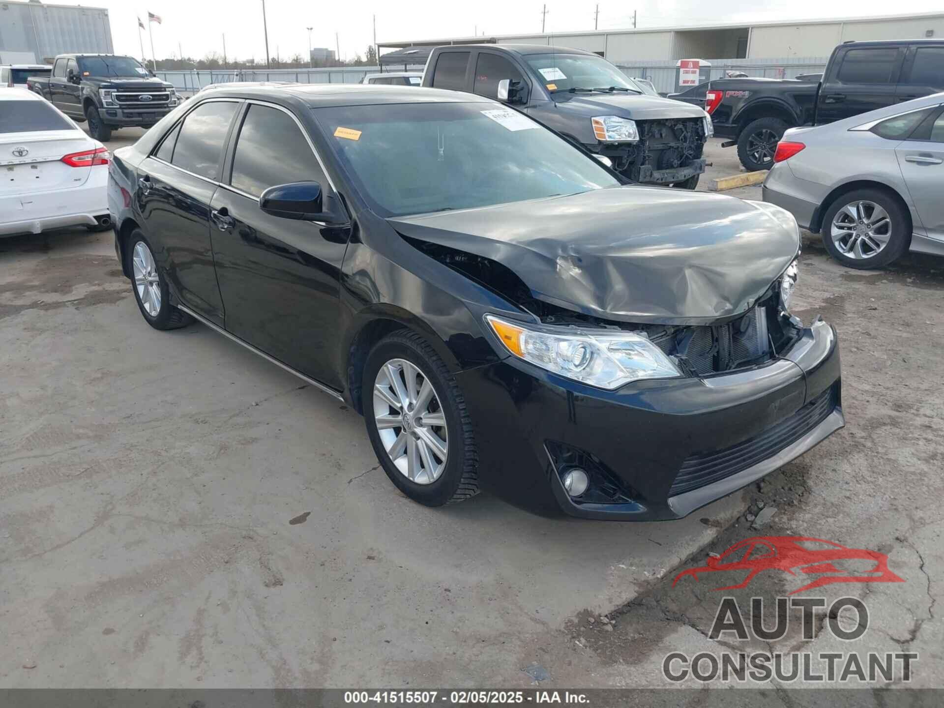 TOYOTA CAMRY 2014 - 4T4BF1FK3ER349354