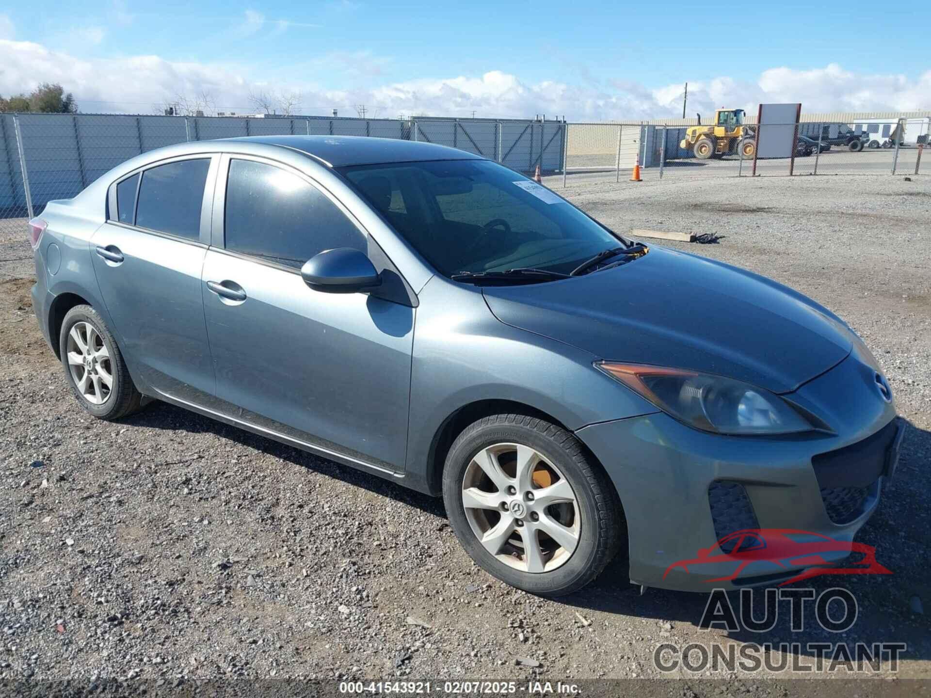 MAZDA MAZDA3 2012 - JM1BL1V89C1675414