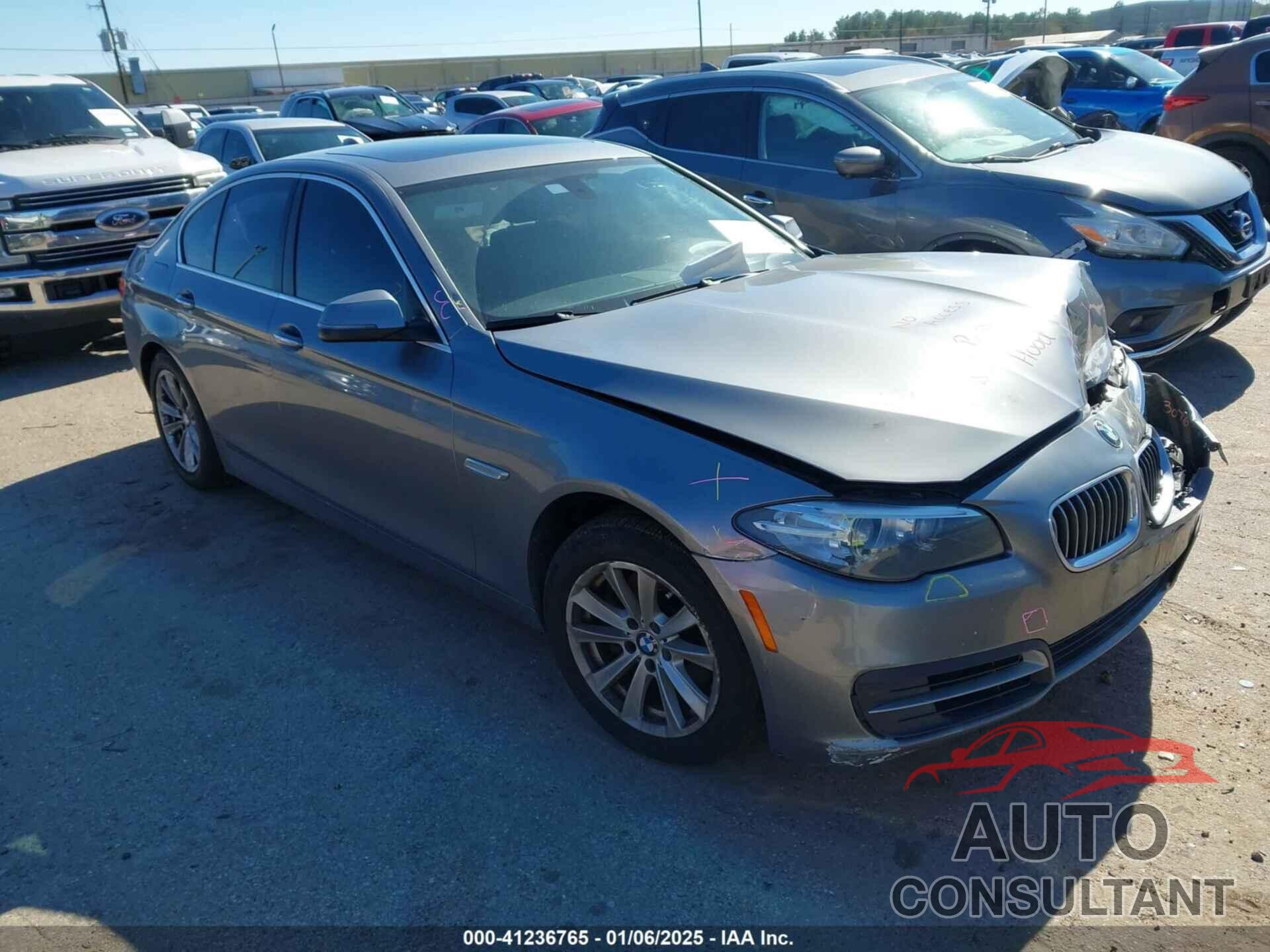 BMW 528I 2014 - WBA5A5C58ED506079