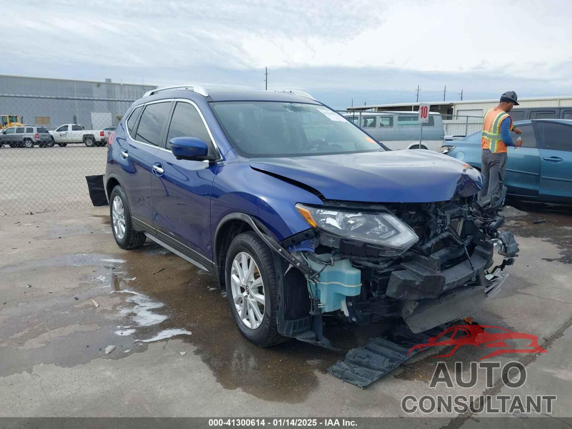 NISSAN ROGUE 2018 - KNMAT2MT8JP574009