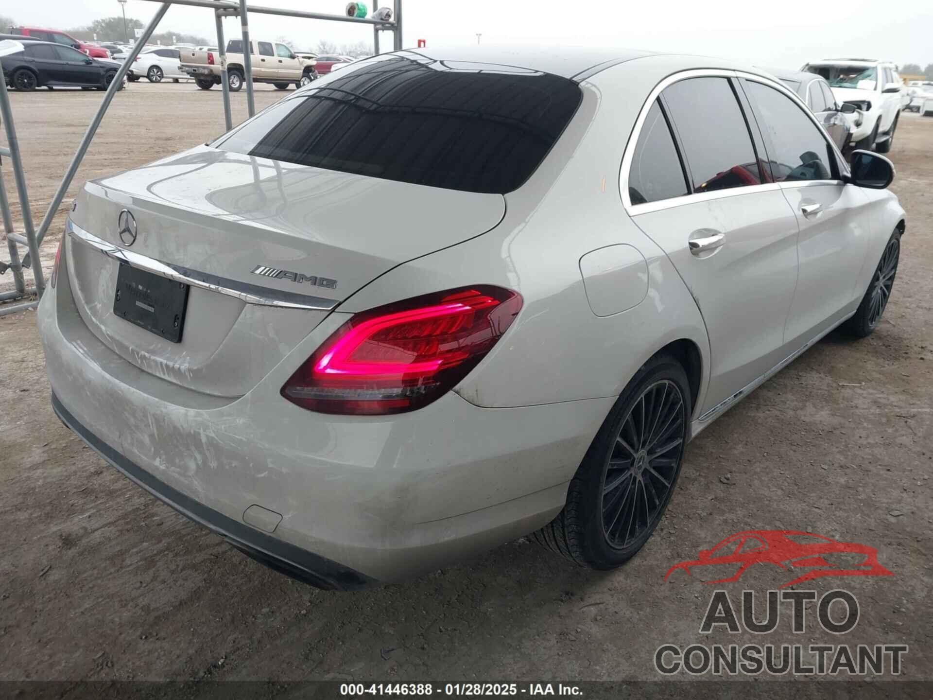 MERCEDES-BENZ C 300 2019 - 55SWF8DB1KU313208