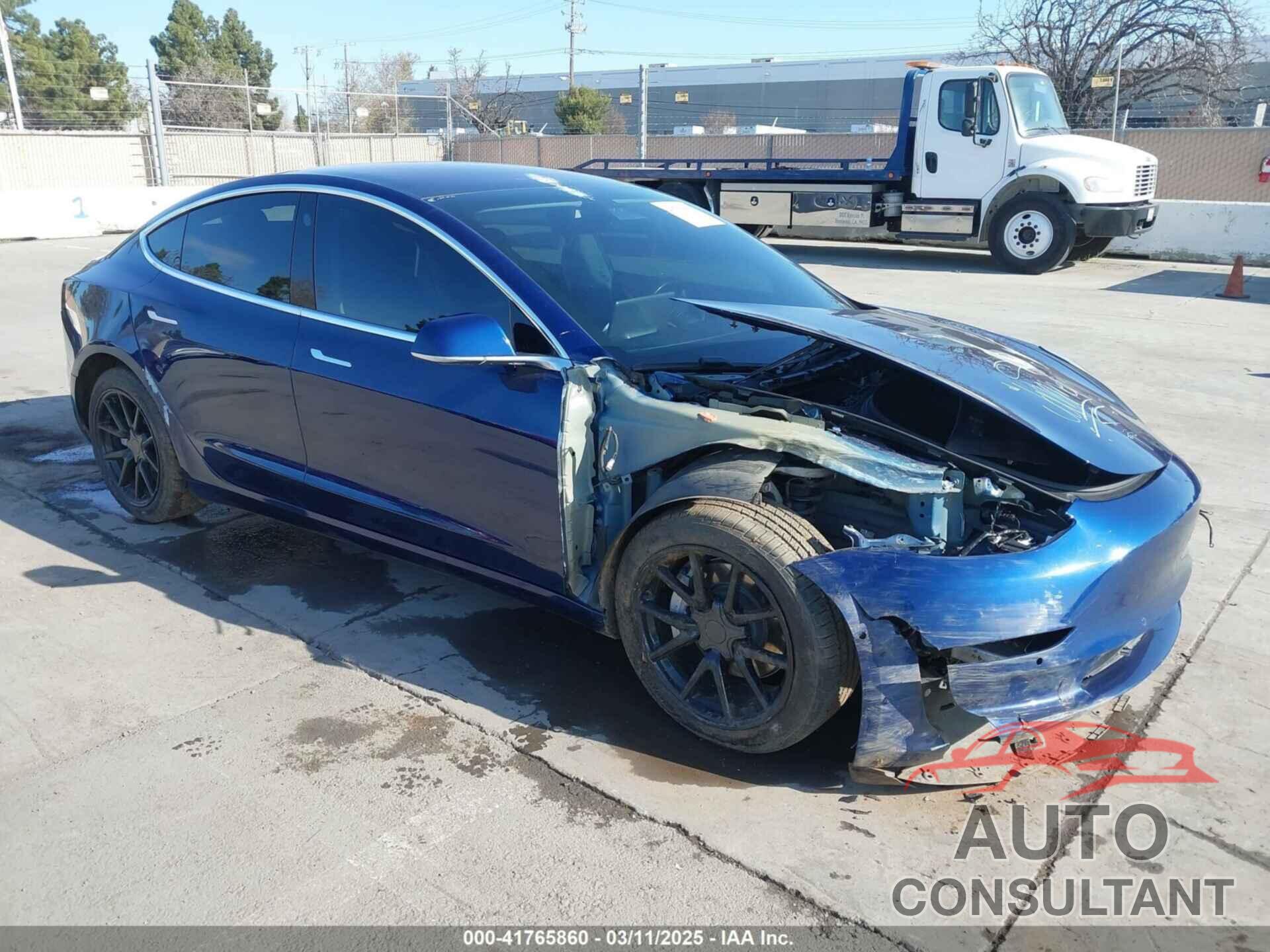 TESLA MODEL 3 2018 - 5YJ3E1EA4JF011799