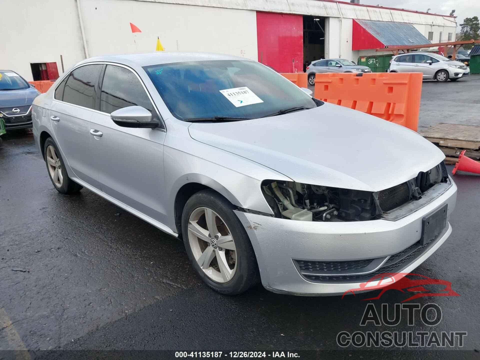 VOLKSWAGEN PASSAT 2012 - 1VWBP7A31CC049763