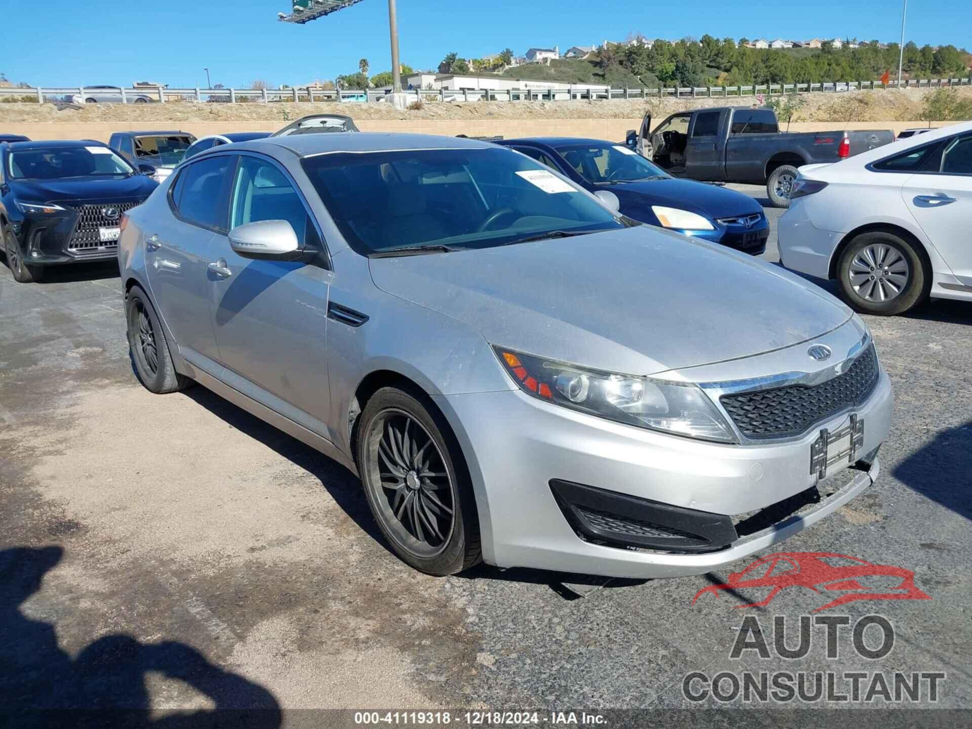 KIA OPTIMA 2011 - KNAGM4A77B5117681