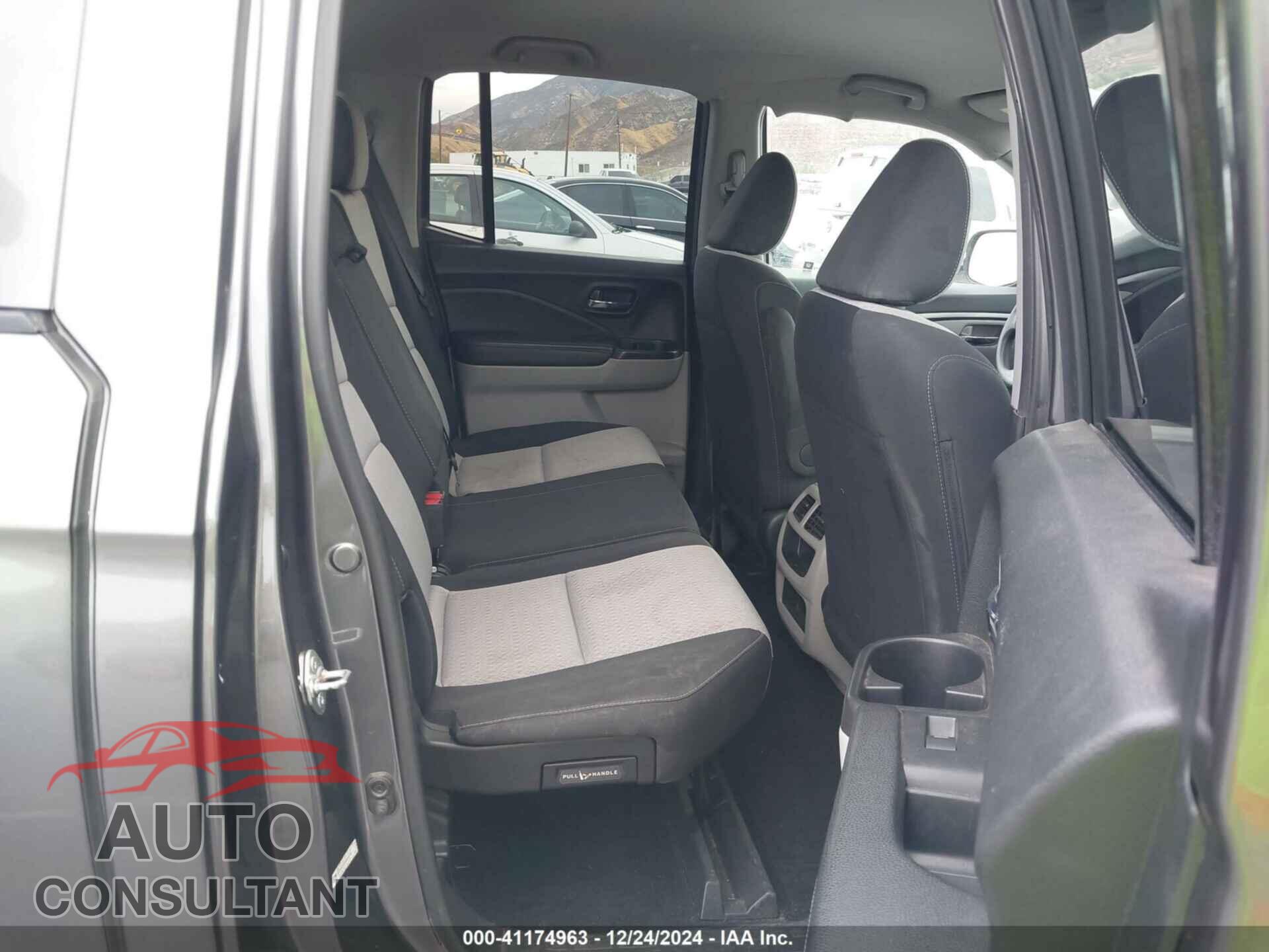 HONDA RIDGELINE 2017 - 5FPYK2F24HB005109
