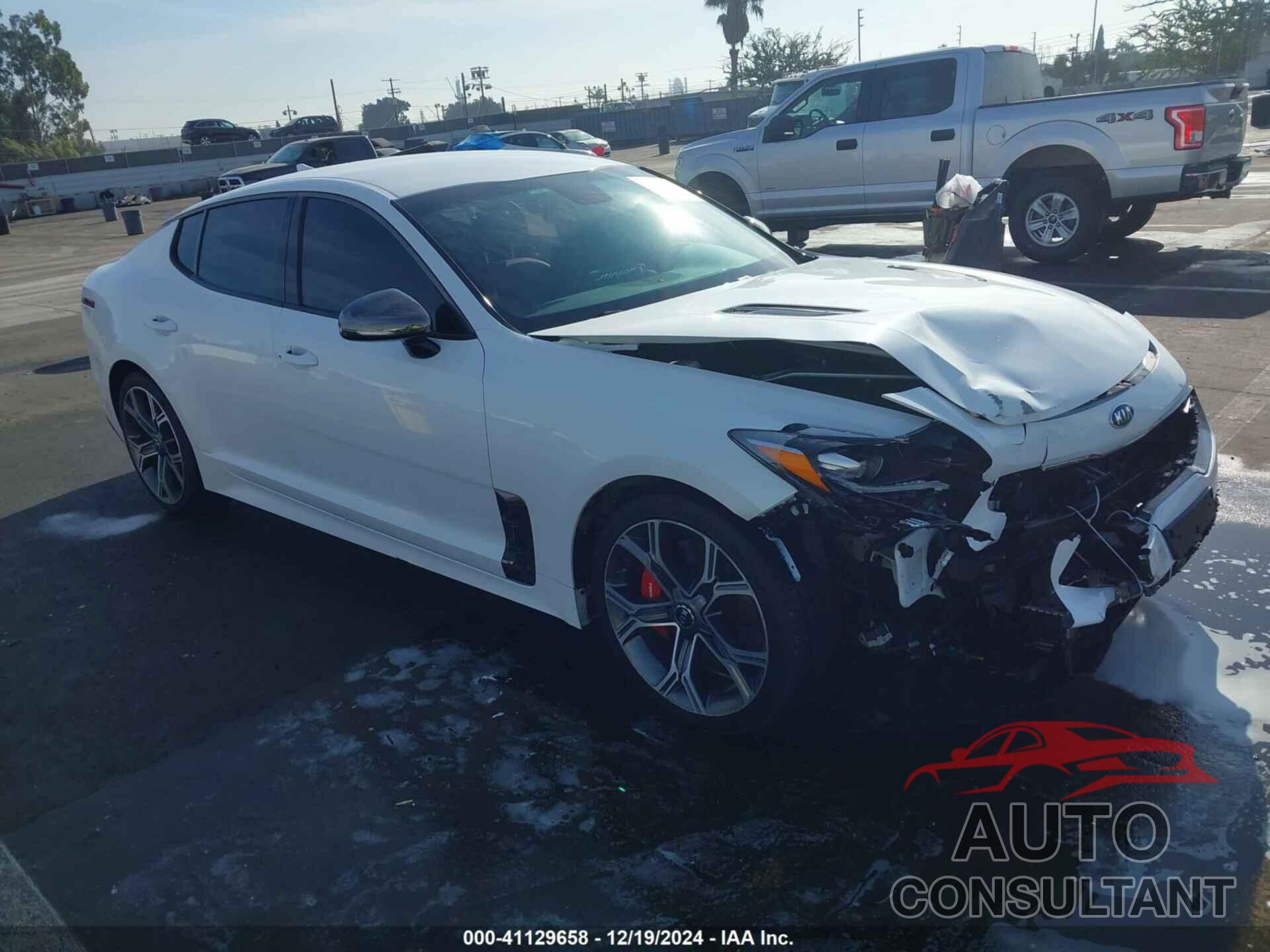 KIA STINGER 2018 - KNAE35LC5J6034057