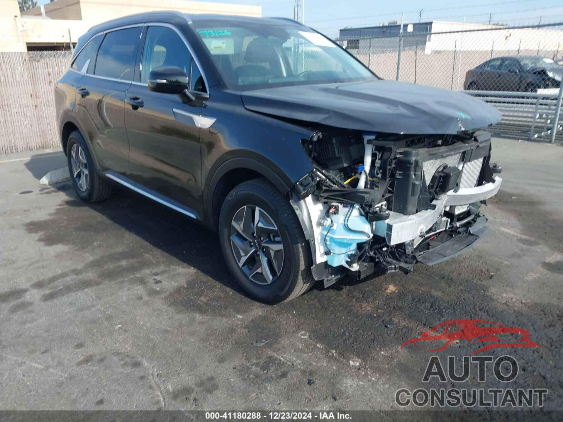 KIA SORENTO HYBRID 2023 - KNDRH4LG2P5155601