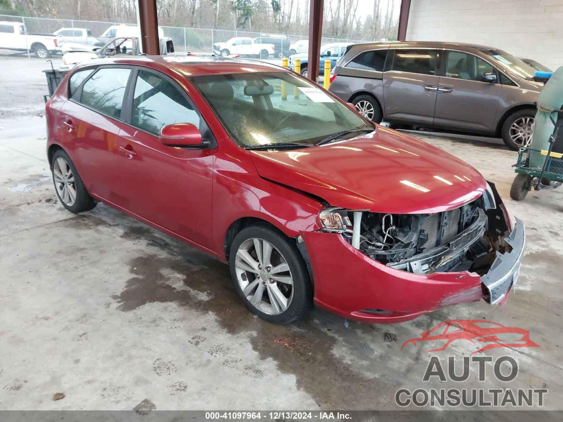 KIA FORTE 2011 - KNAFW5A35B5363587