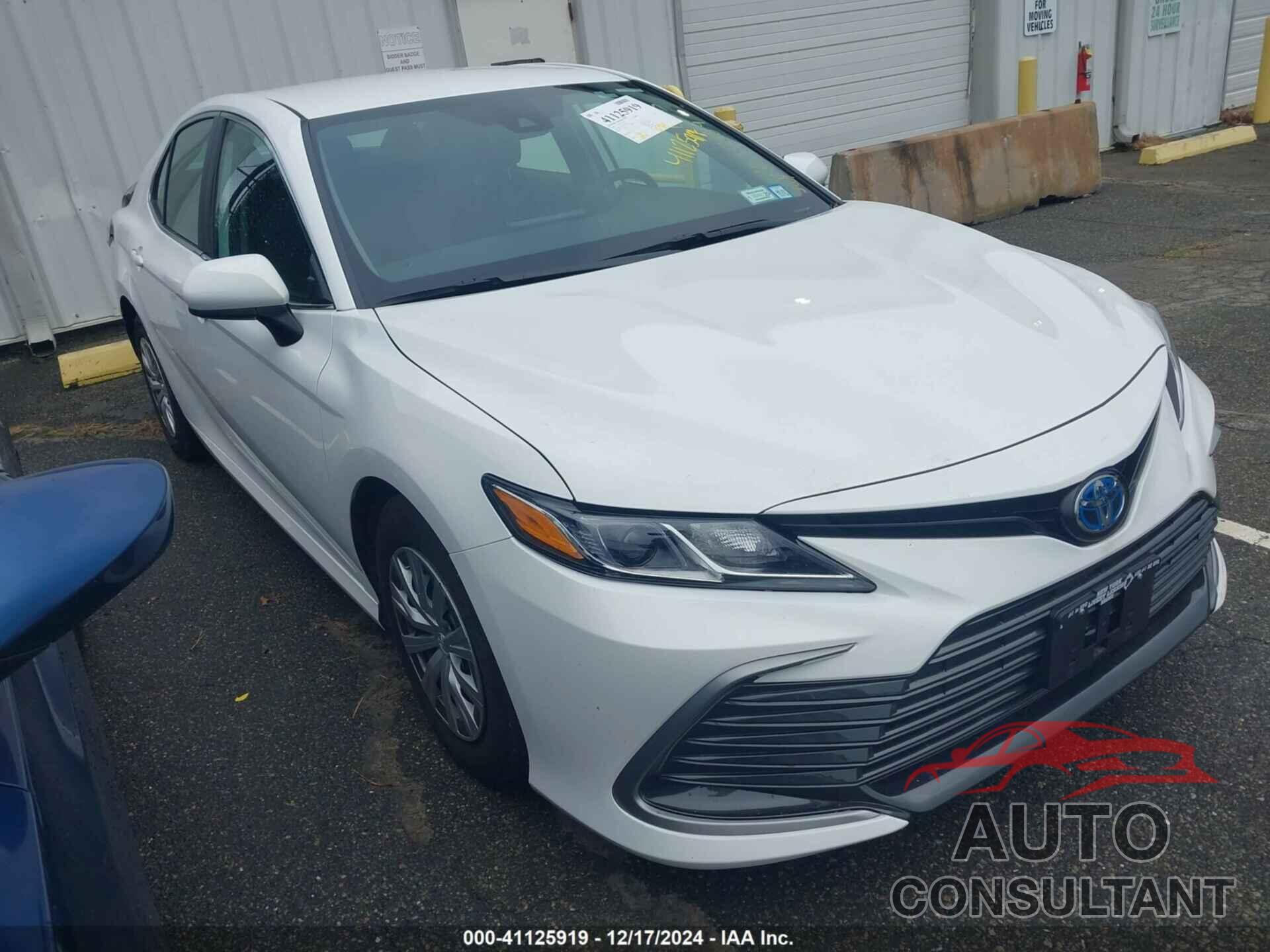 TOYOTA CAMRY HYBRID 2024 - 4T1C31AK2RU630274