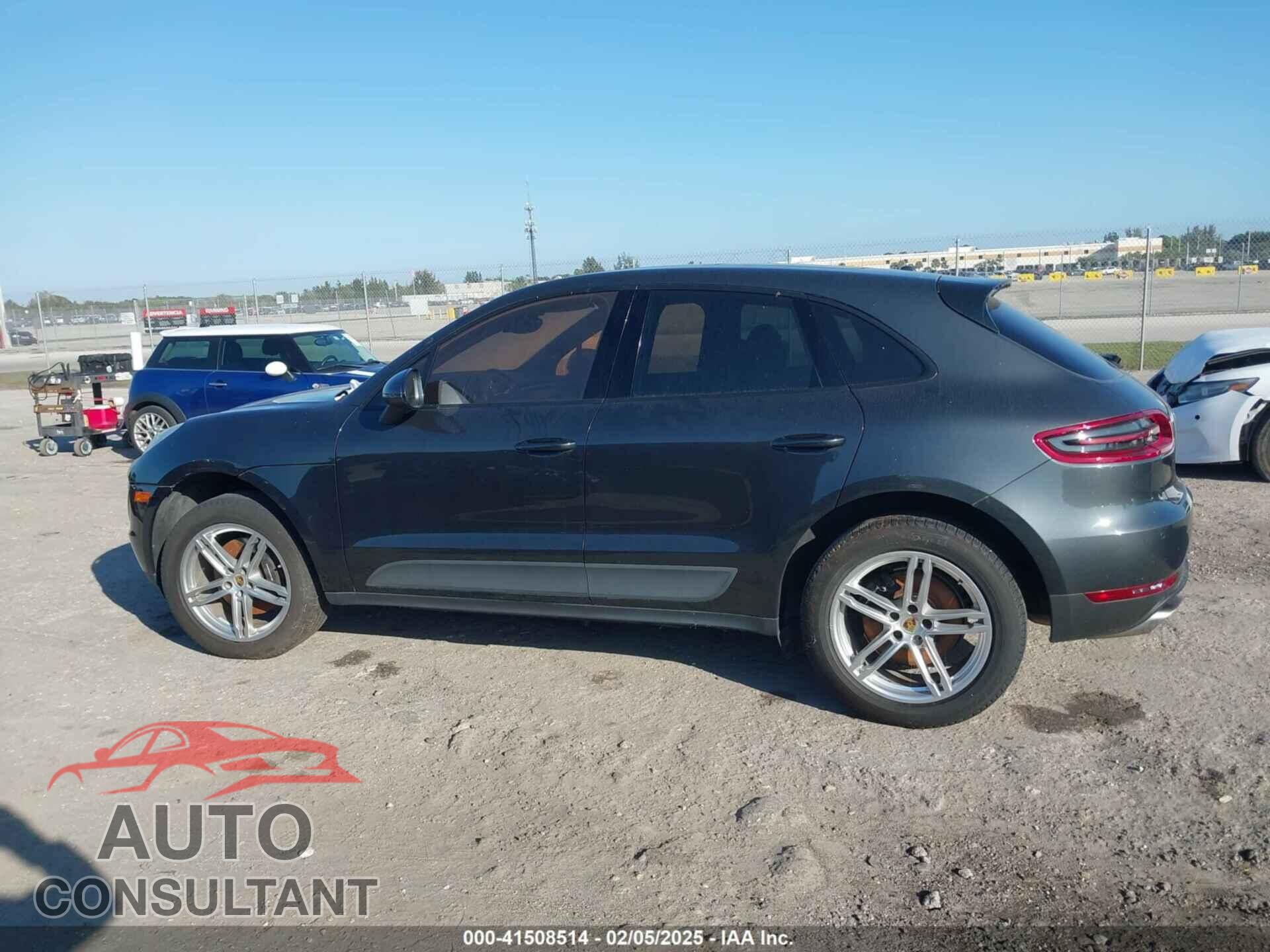 PORSCHE MACAN 2017 - WP1AA2A50HLB05251