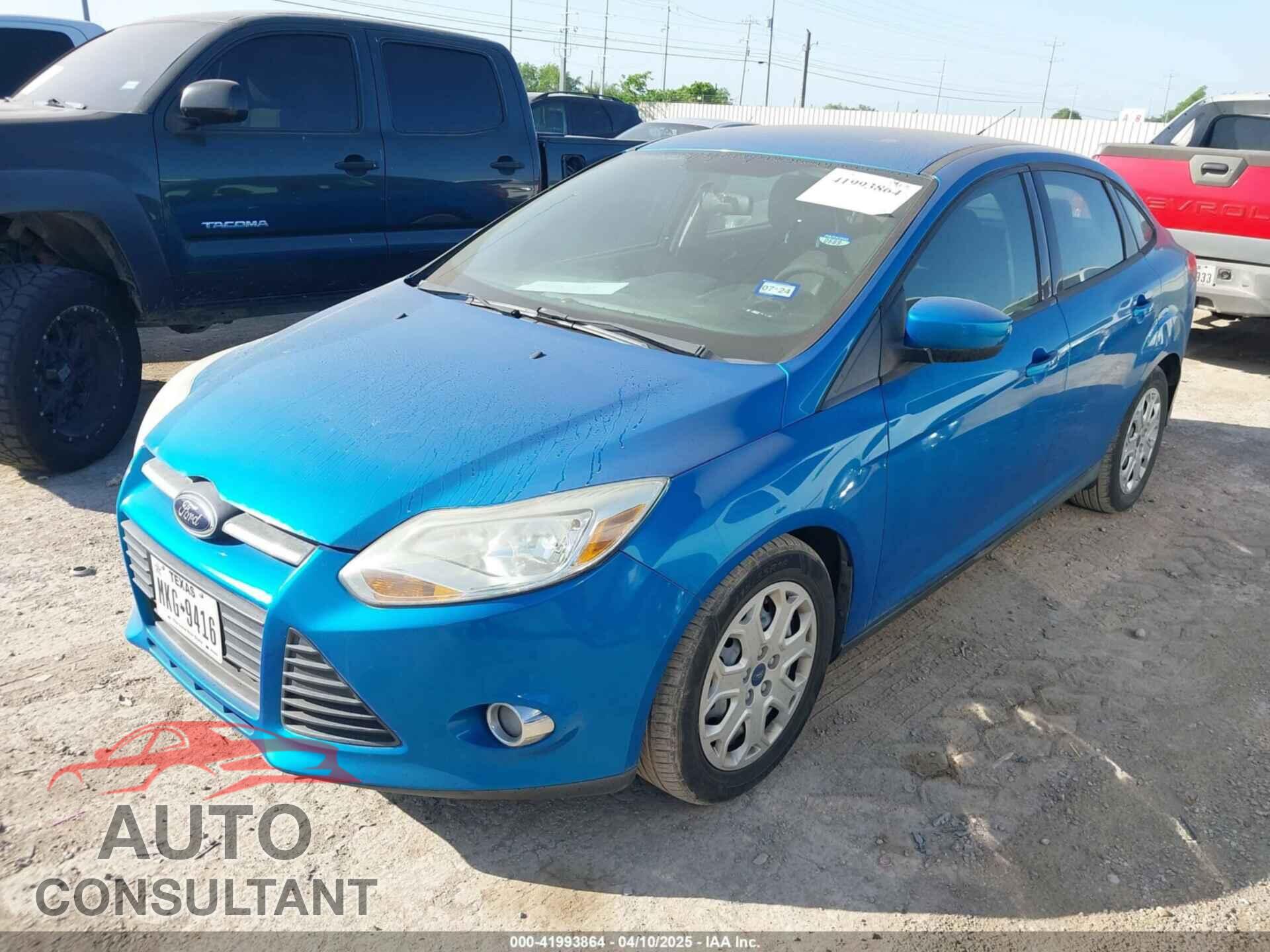 FORD FOCUS 2012 - 1FAHP3F24CL415176