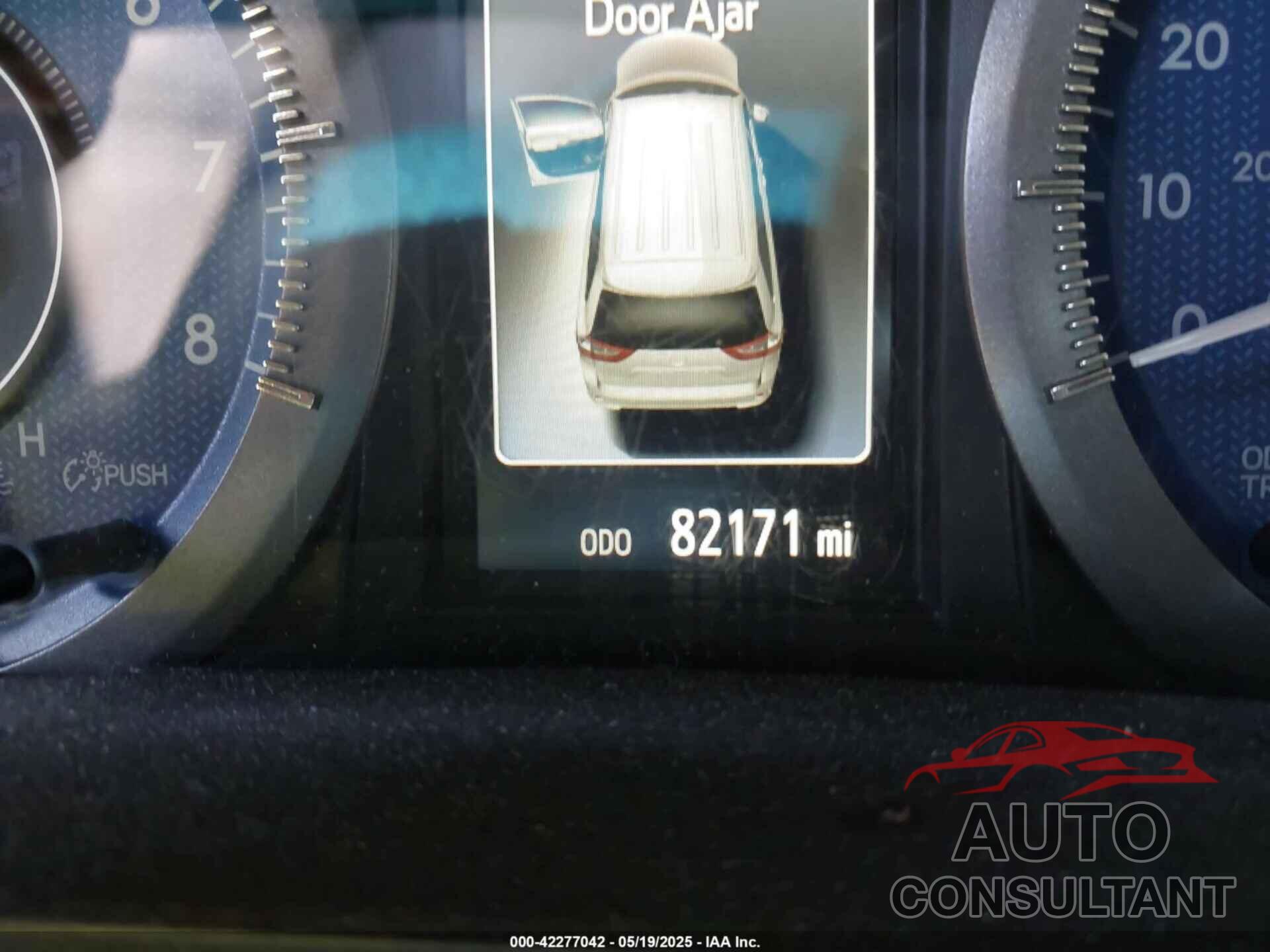 TOYOTA SIENNA 2017 - 5TDYZ3DC0HS785627