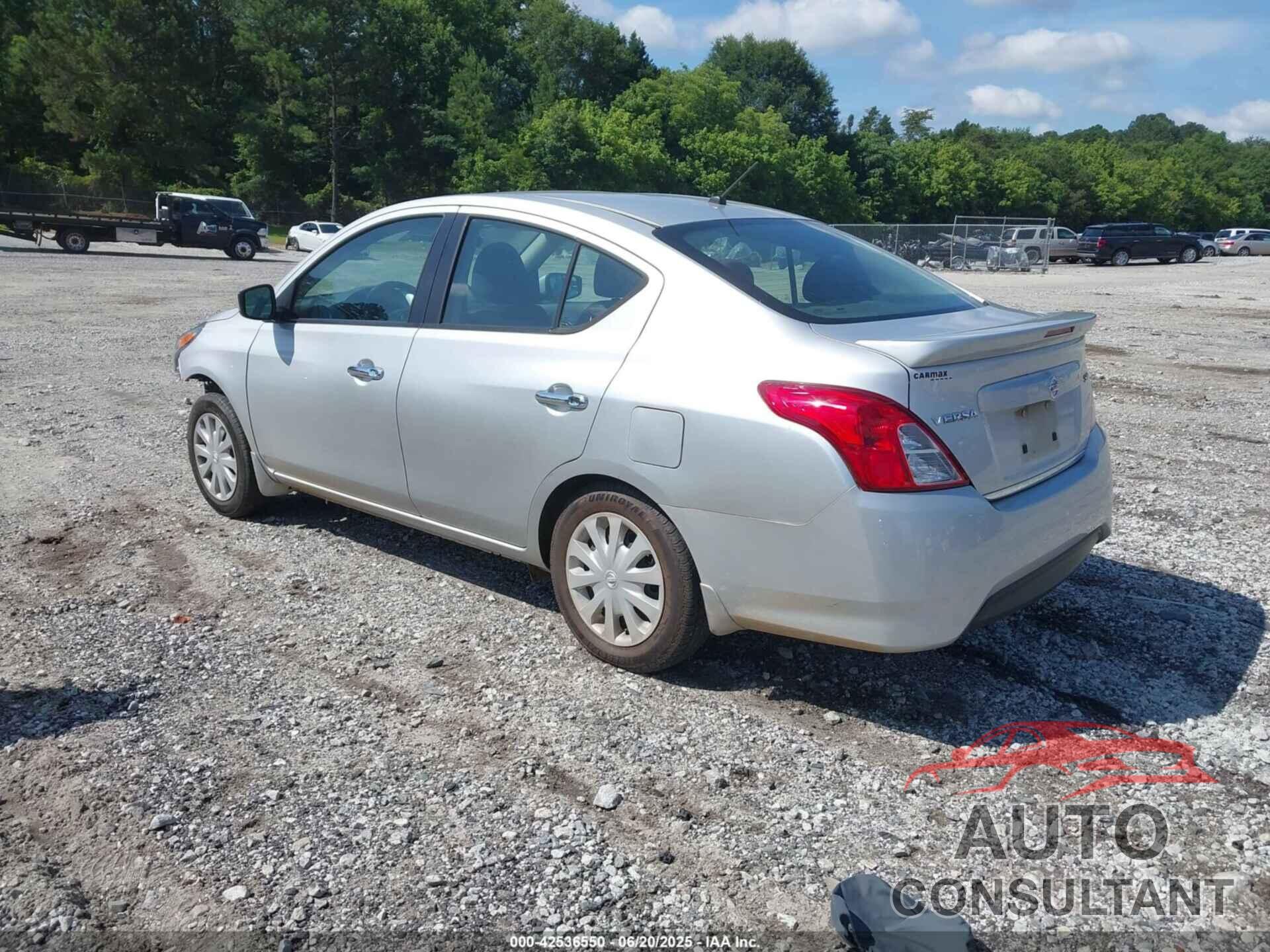 NISSAN VERSA 2017 - 3N1CN7AP8HL823974