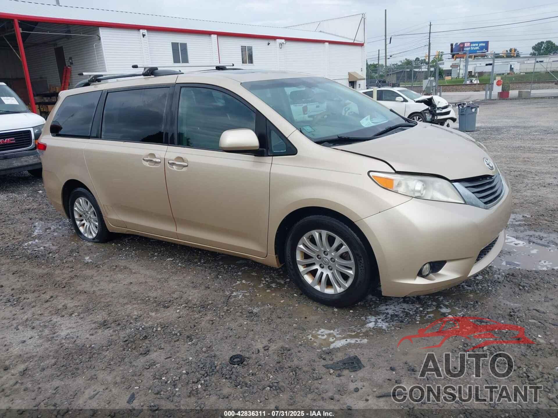 TOYOTA SIENNA 2011 - 5TDYK3DC7BS167104
