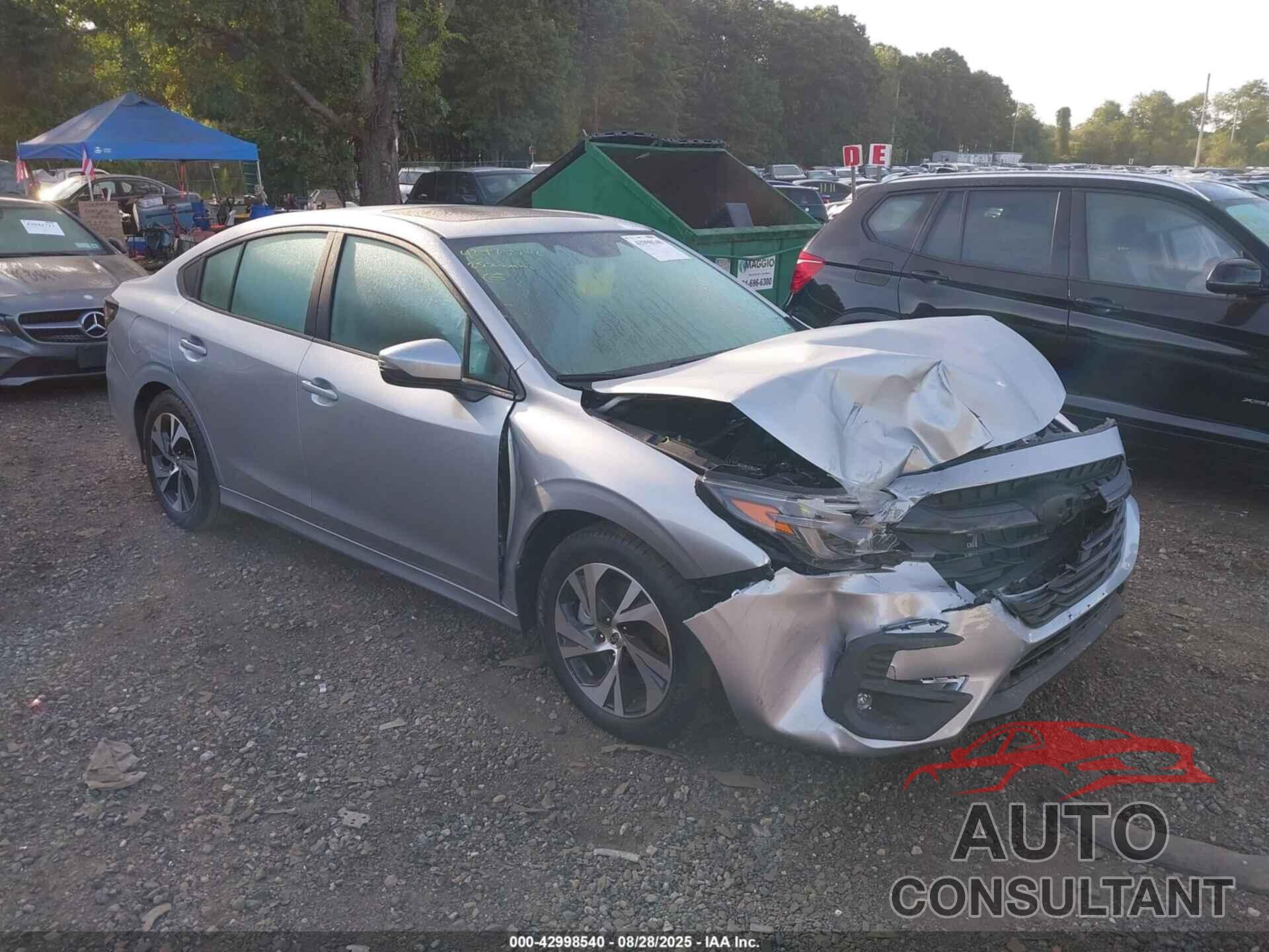 SUBARU LEGACY 2025 - 4S3BWAF61S3022051