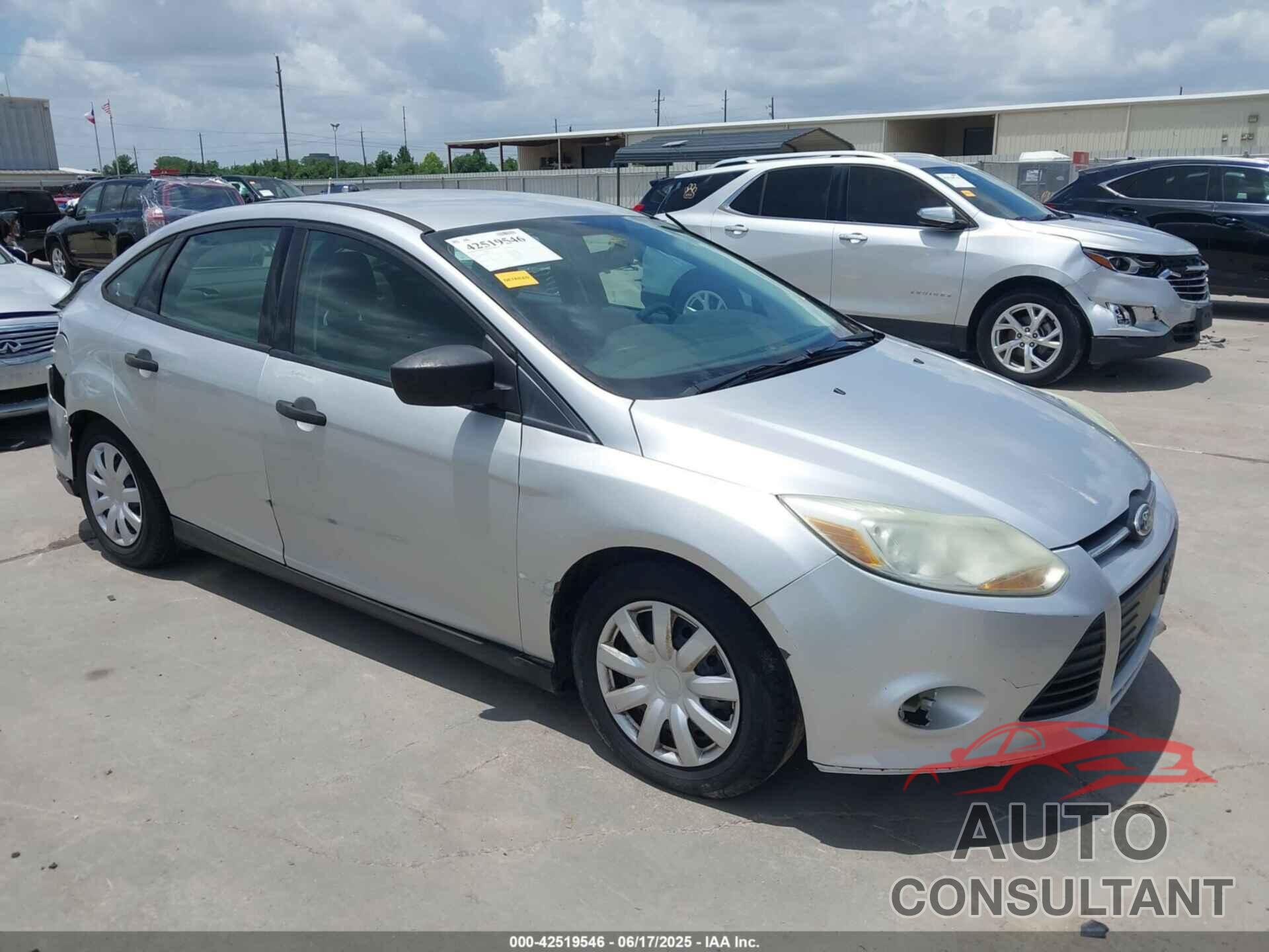 FORD FOCUS 2014 - 1FADP3E26EL137741