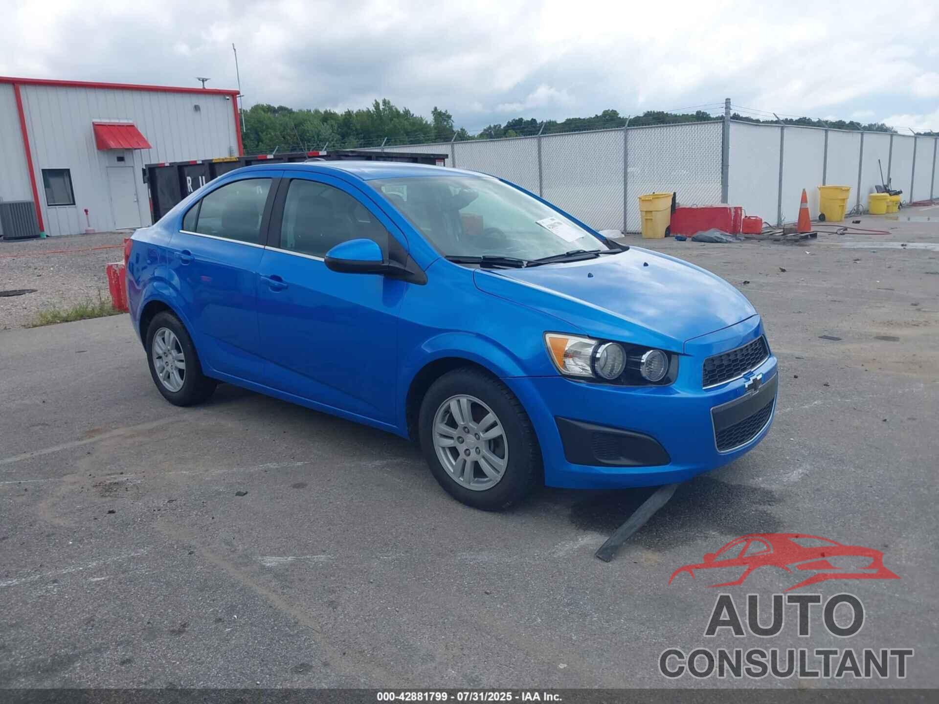 CHEVROLET SONIC 2015 - 1G1JC5SH0F4181686
