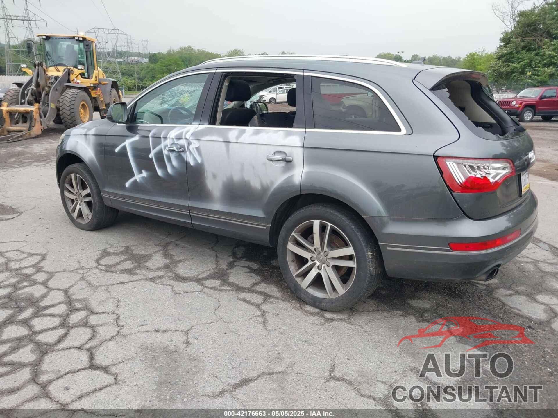 AUDI Q7 2014 - WA1LGAFE8ED014210