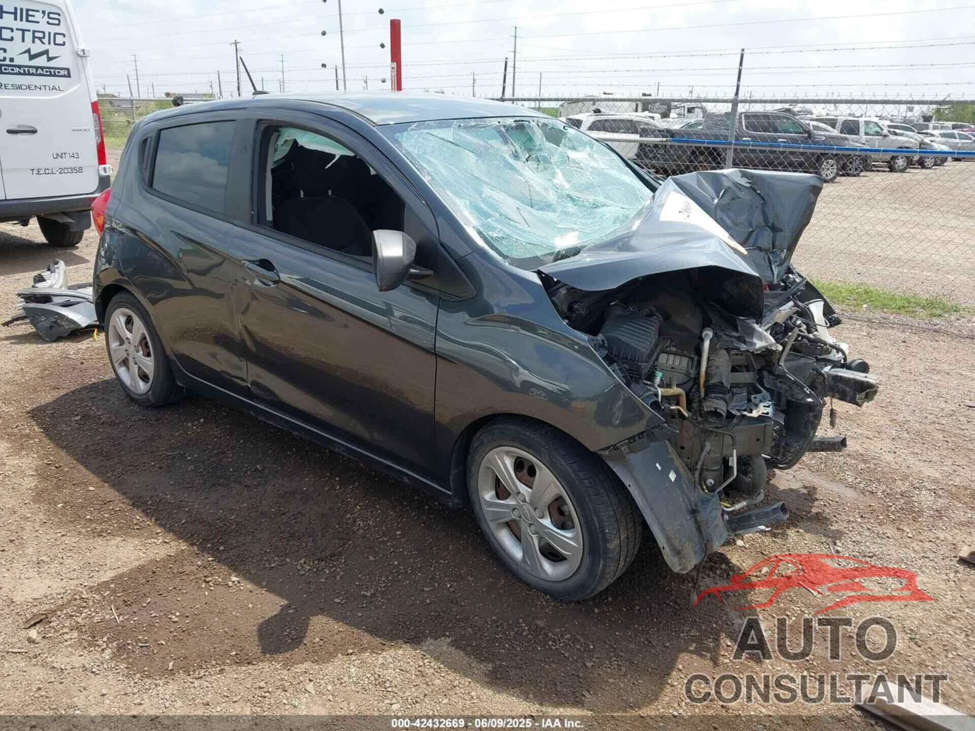 CHEVROLET SPARK 2019 - KL8CB6SA0KC818838