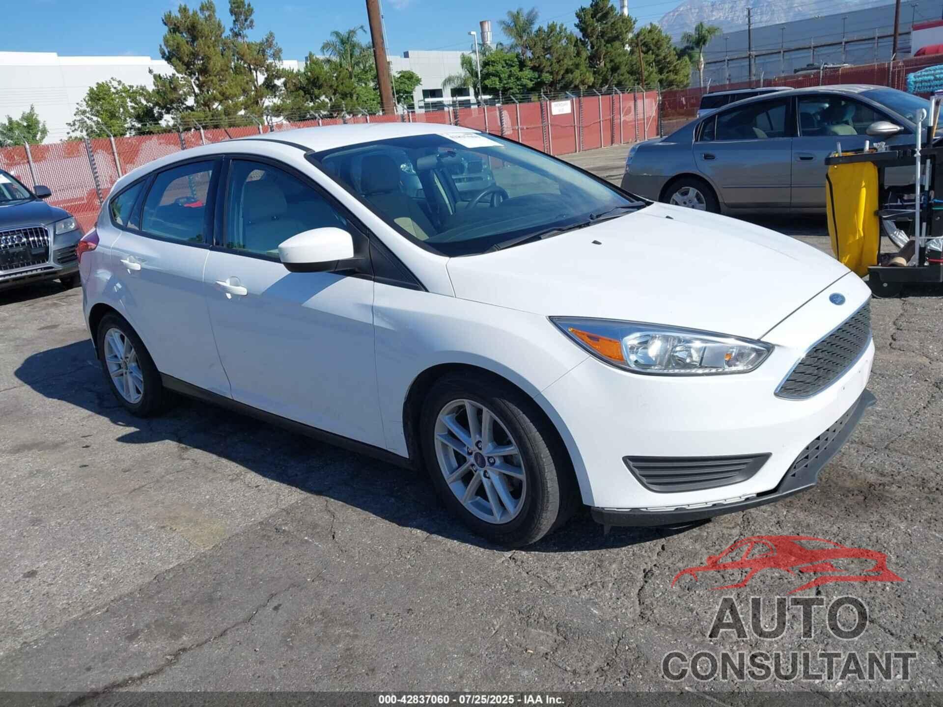 FORD FOCUS 2018 - 1FADP3K23JL316284