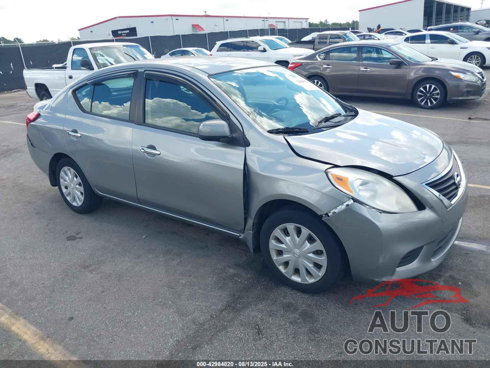NISSAN VERSA 2012 - 3N1CN7AP6CL893935