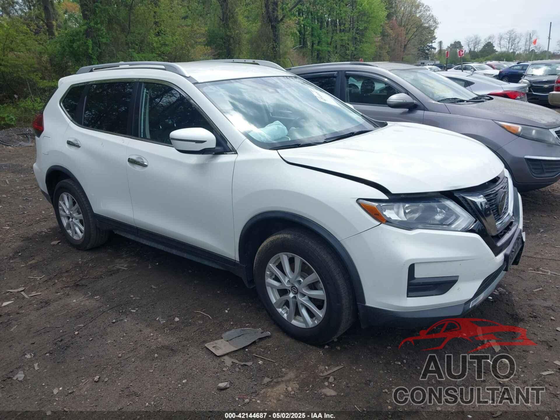 NISSAN ROGUE 2019 - KNMAT2MV2KP528226