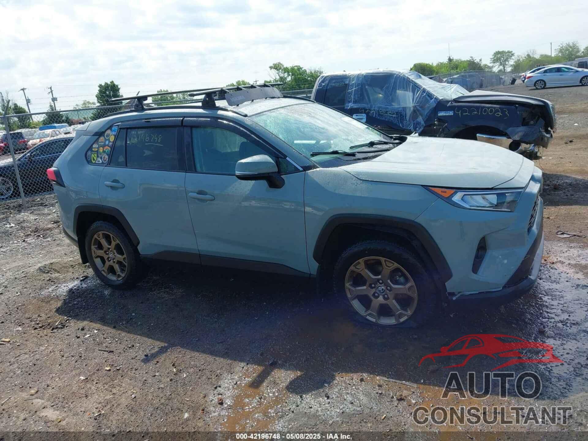 TOYOTA RAV4 2021 - 2T3P1RFV0MC144315
