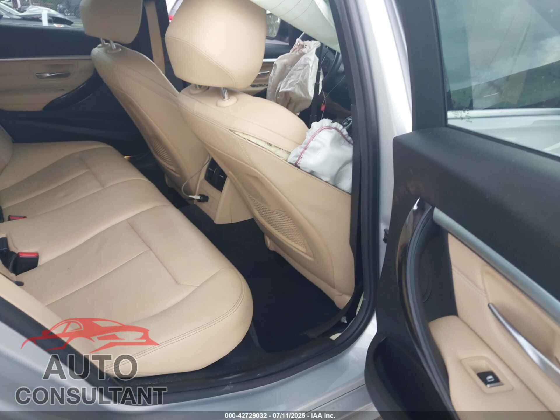 BMW 330I 2017 - WBA8B9C36HK885681