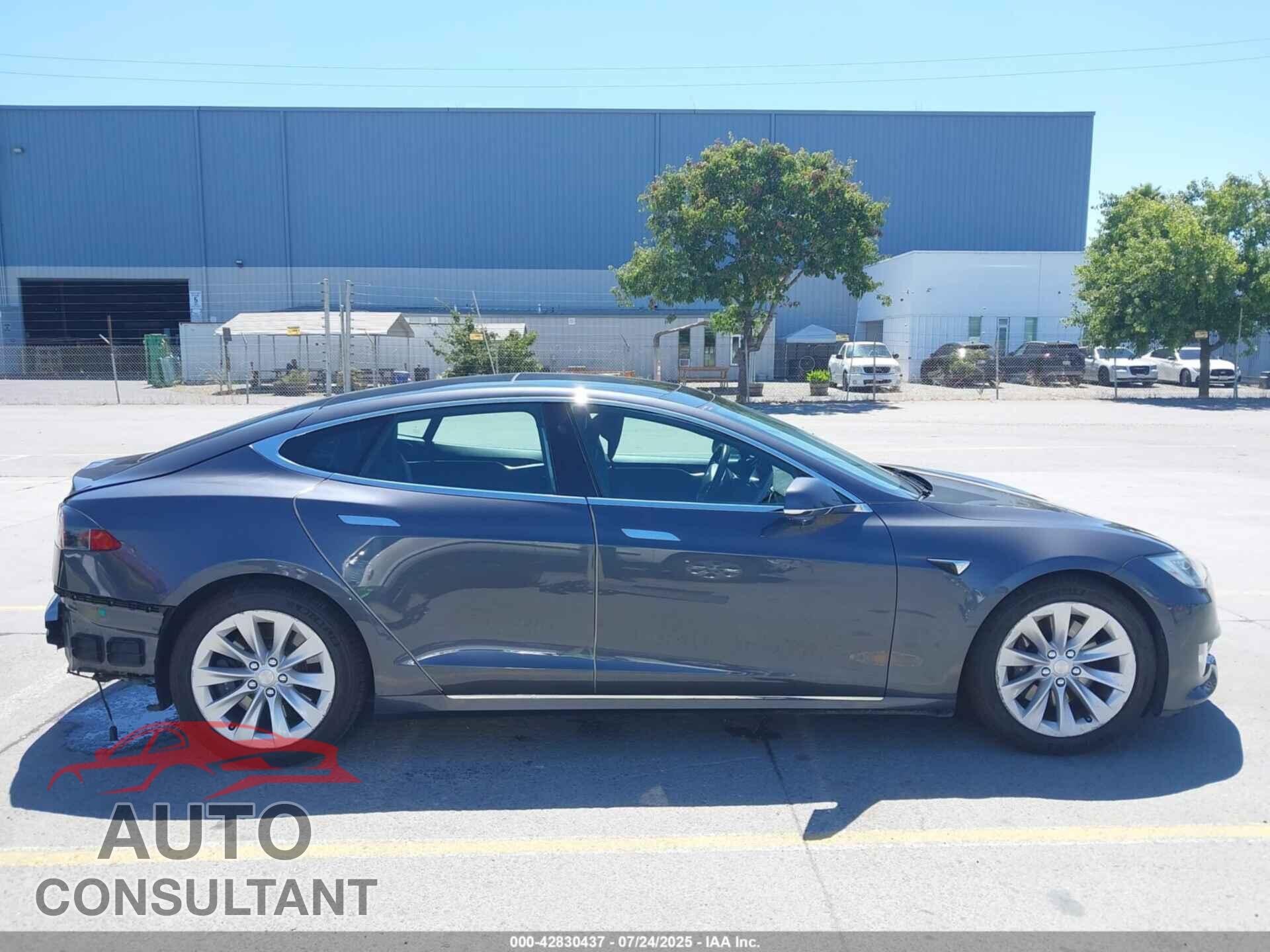 TESLA MODEL S 2017 - 5YJSA1E28HF198197