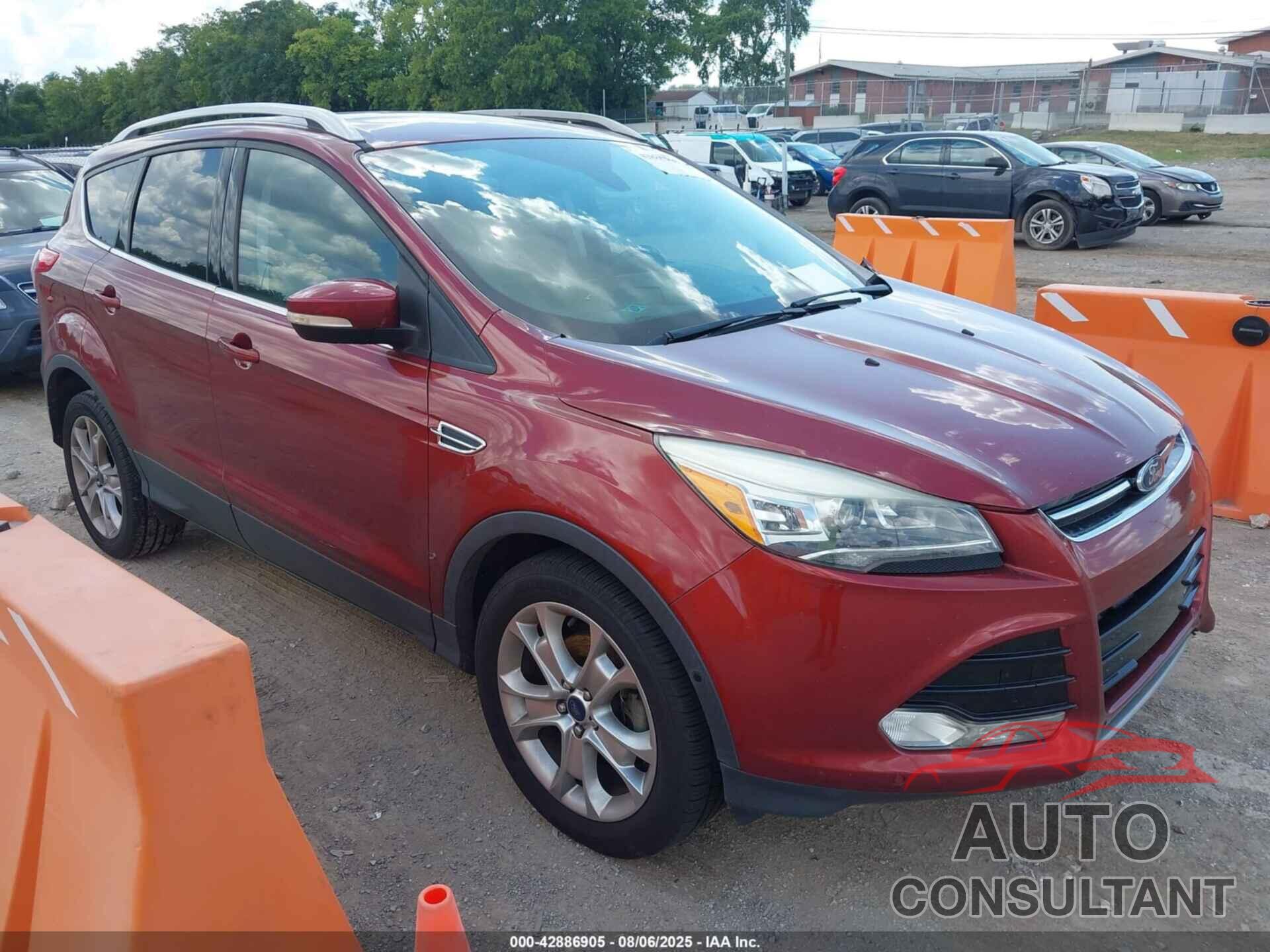 FORD ESCAPE 2016 - 1FMCU0JX9GUC56844